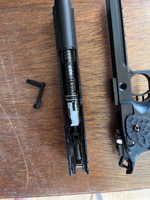 Combat Master TT John Wick R601