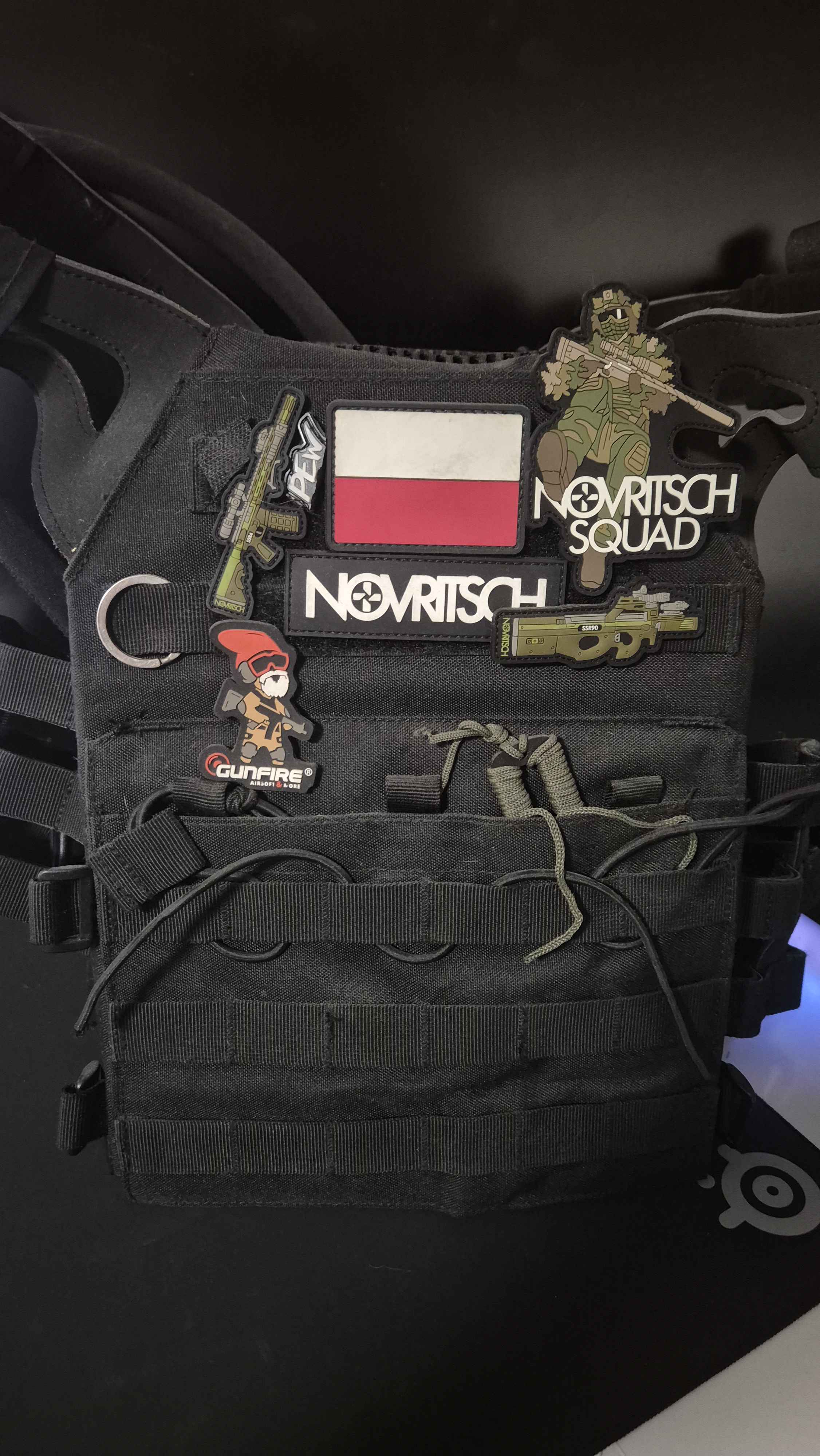 Kamizelka Taktyczna + Plecak Hydracyjny + Naszywki