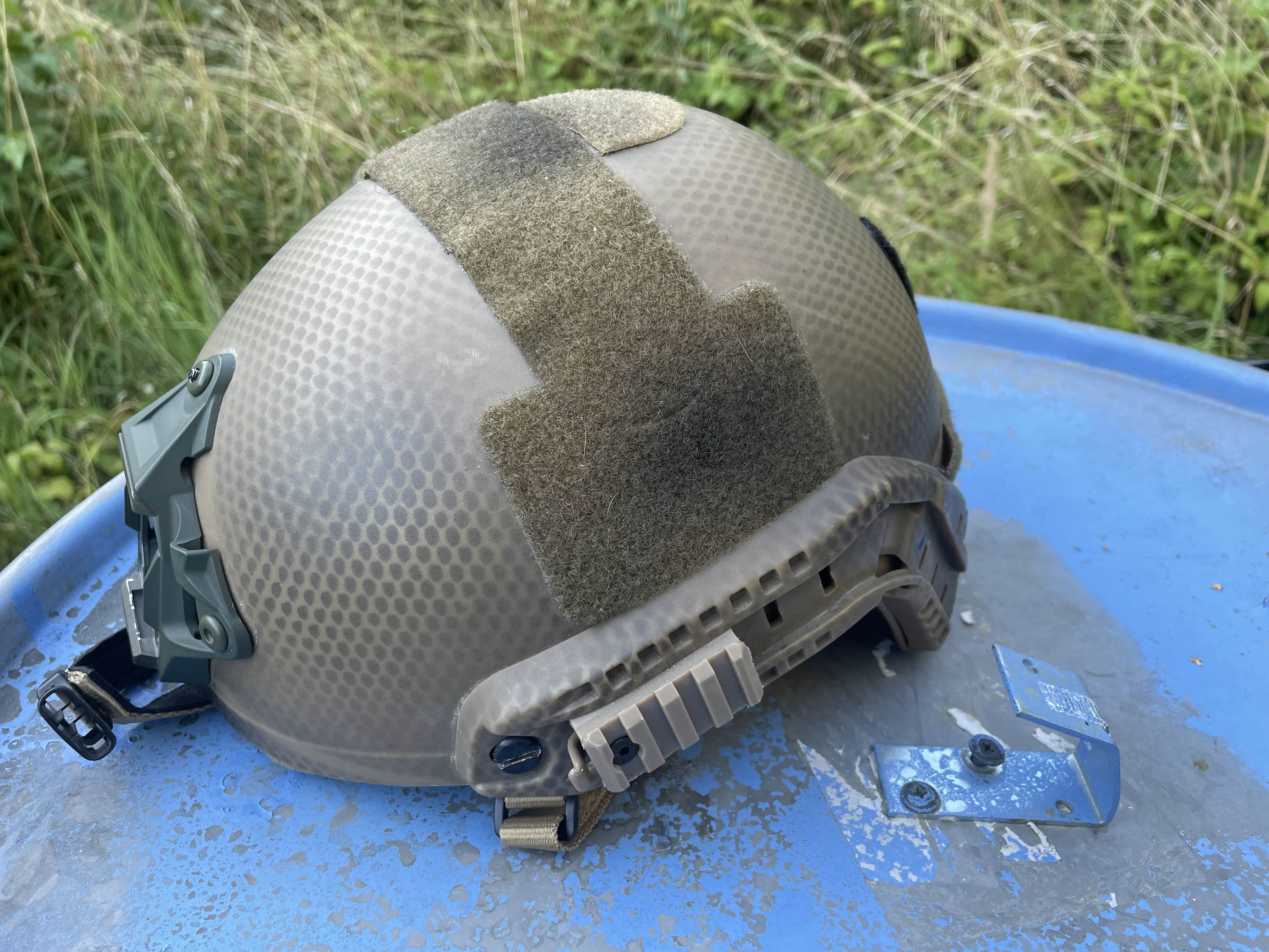Replika hełmu FAST emeson