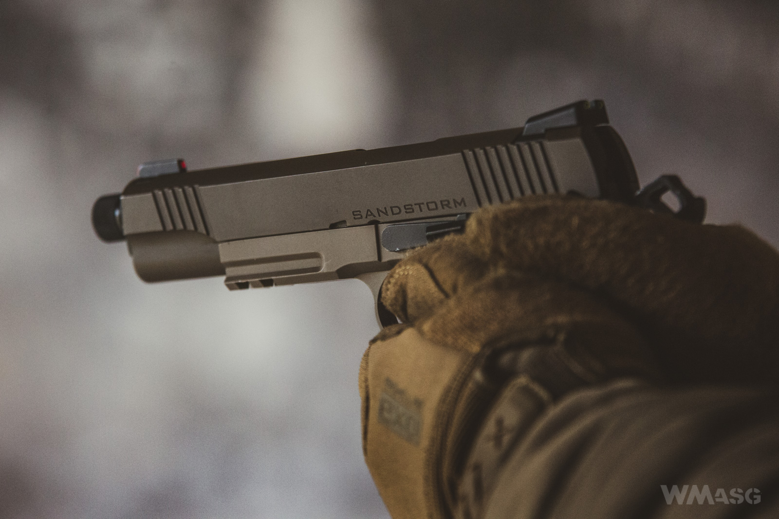 ARMY ARMAMENT R32 SANDSTORM VOL. 3