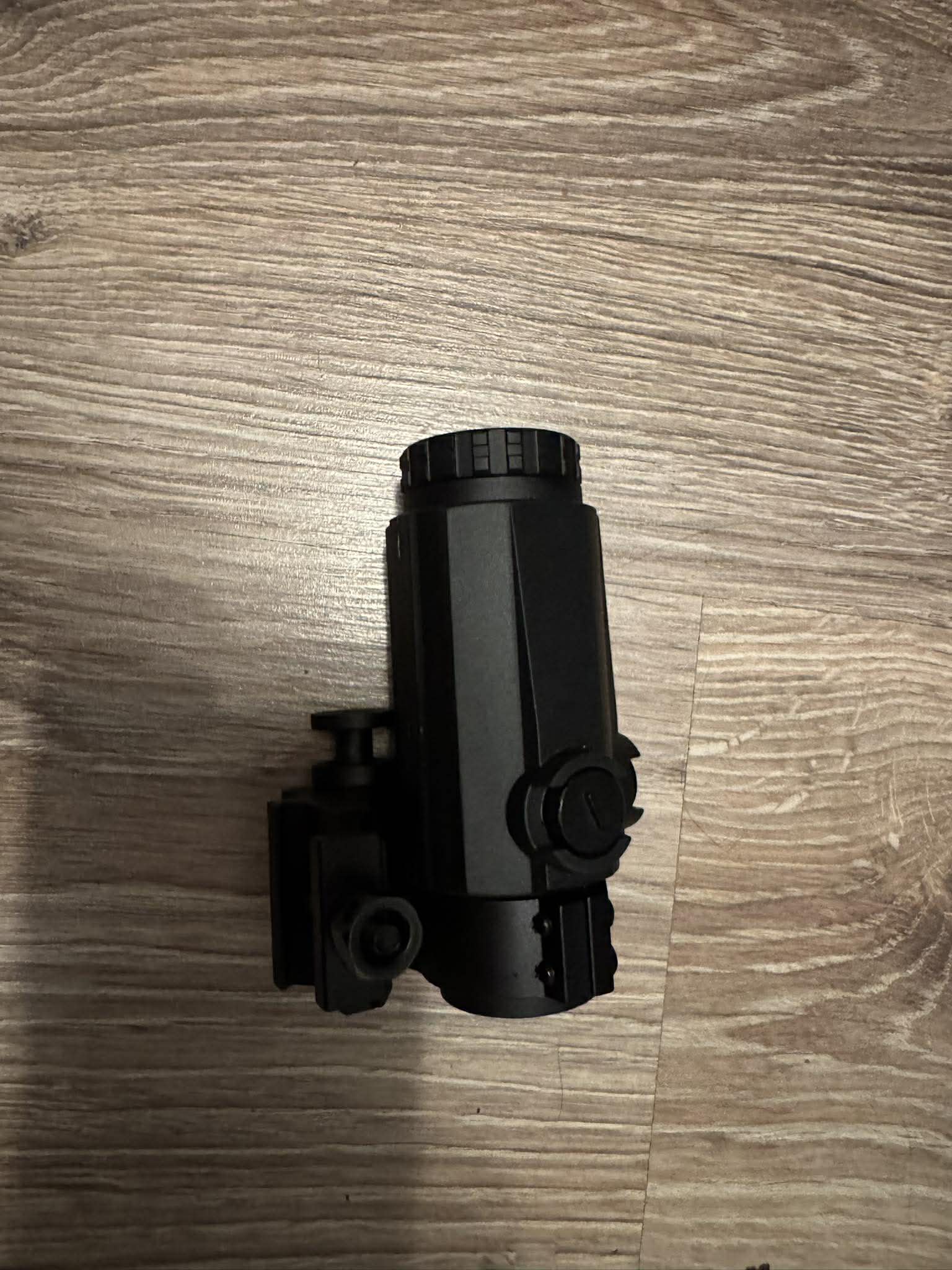 Magnifier Maverick III 3x22 MIL