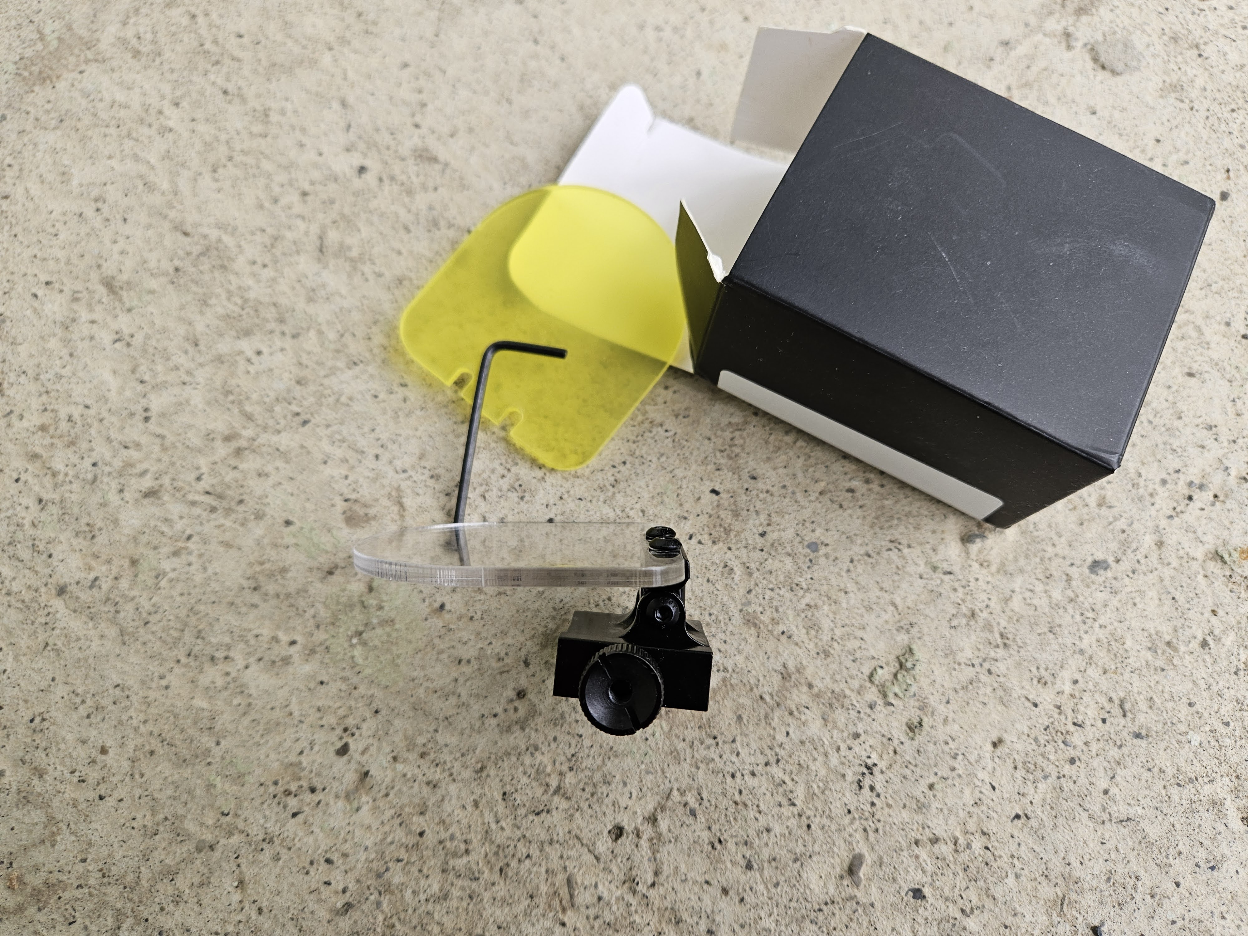 Osłona optyki obiektywu luneta kolimator na RIS 2x szybka