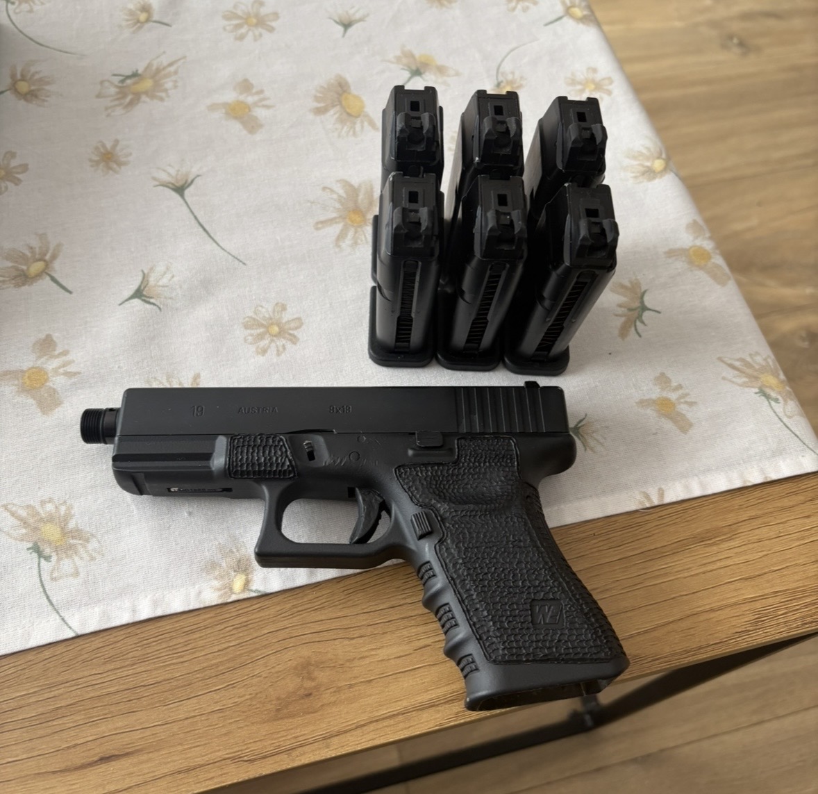 Glock 19