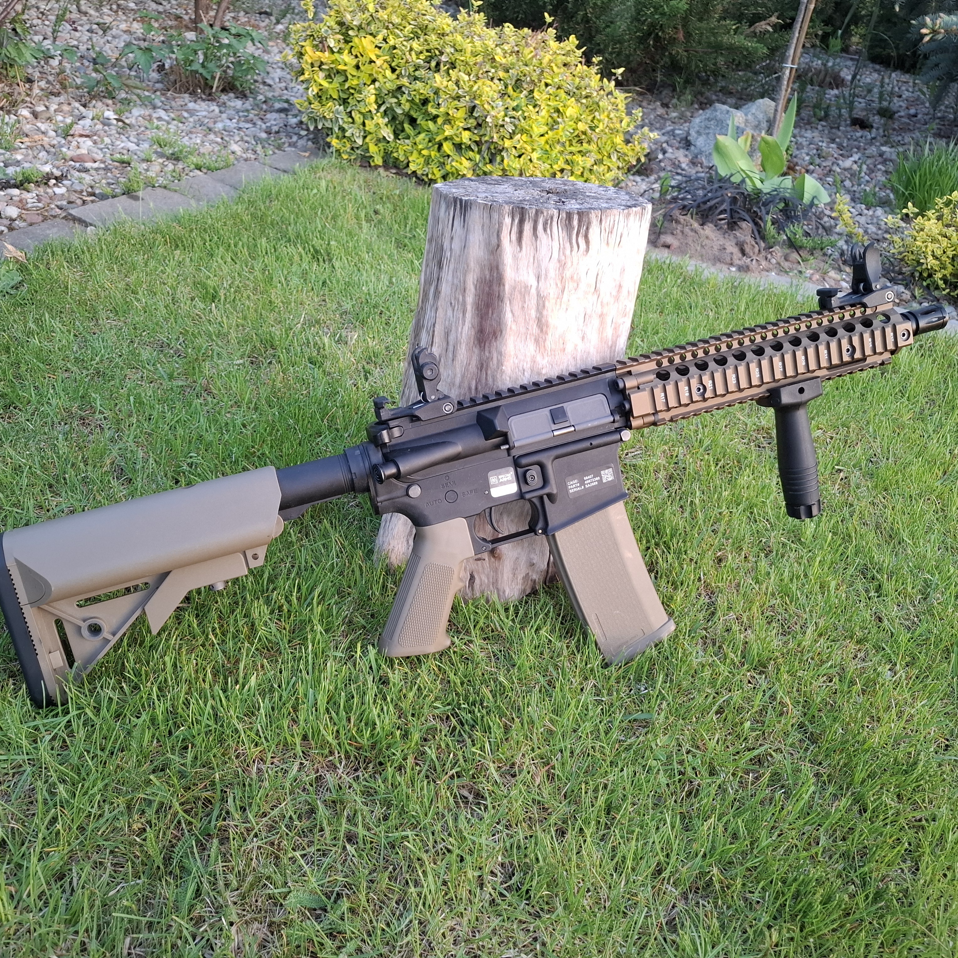 Specna Arms SA-E19 EDGE MK18 Half-Tan ASG AEG
