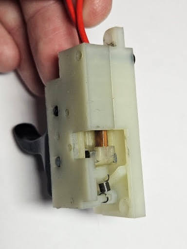 Części Thompson CYMA/King Arms koszyk silnika, stopka