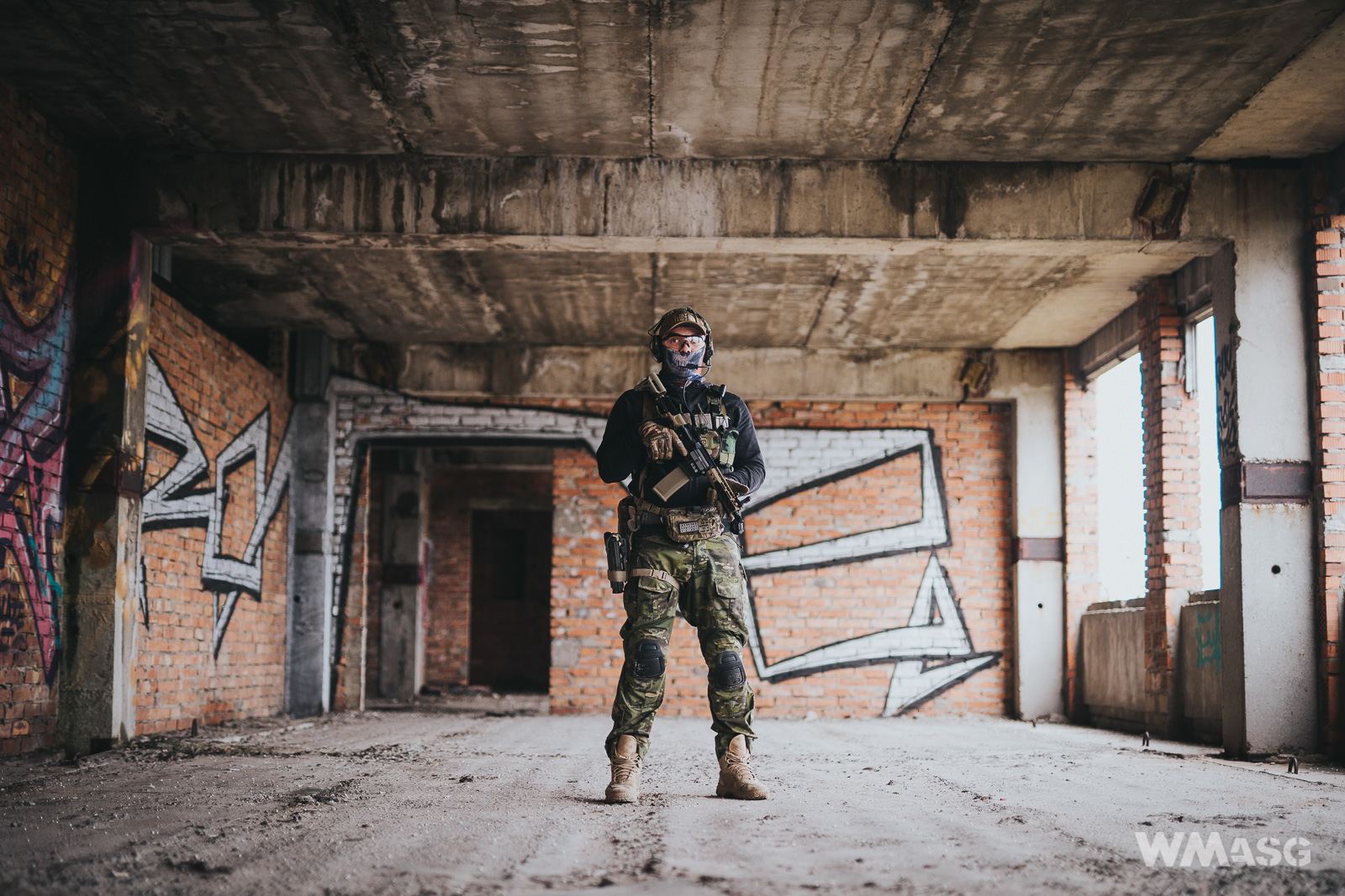 Specna Arms SA -E12 PDW Edge BK-TAN (sesja w terenie)