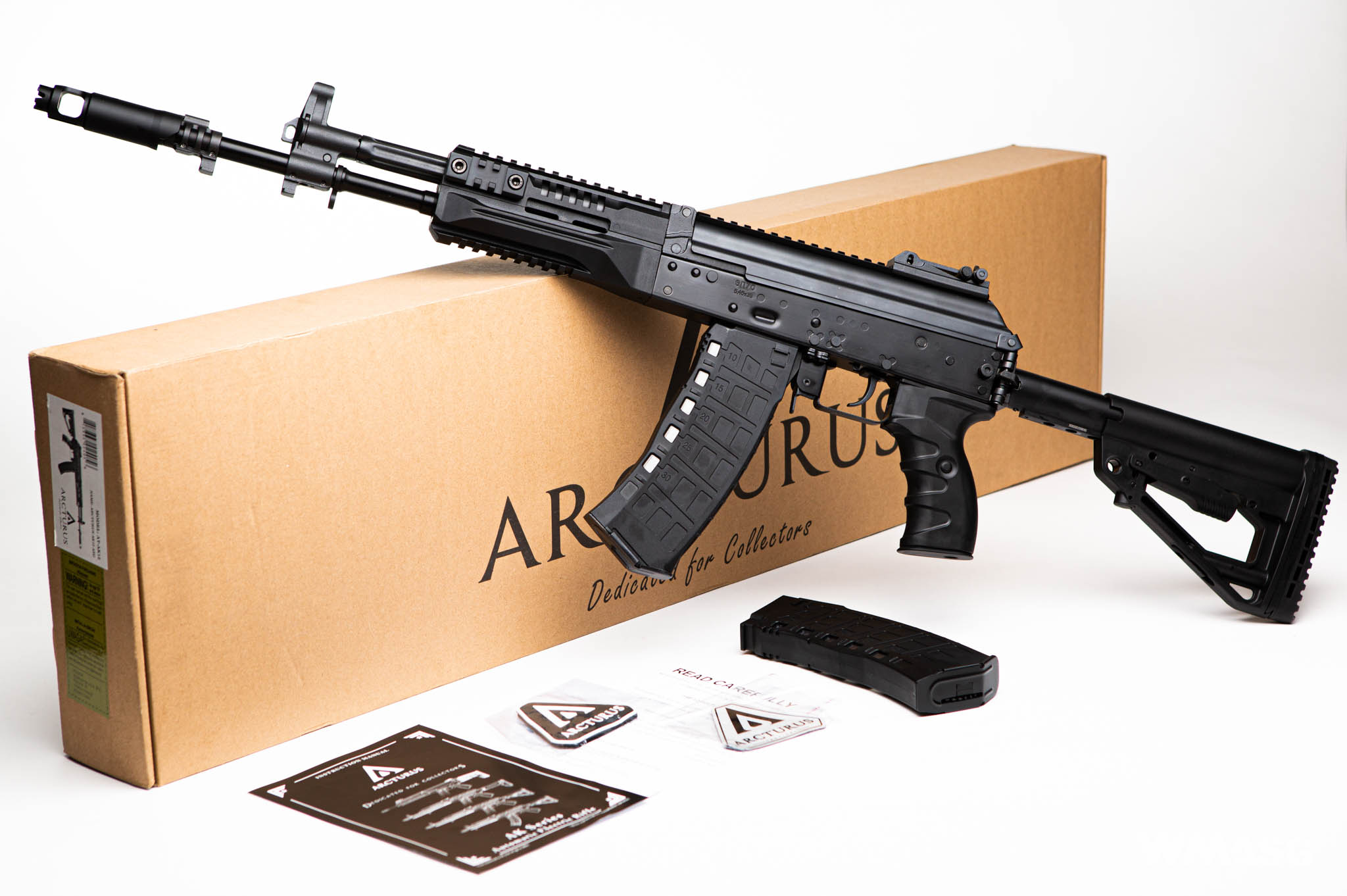 AK12 Arcturus (AT-AK12) z zewnątrz