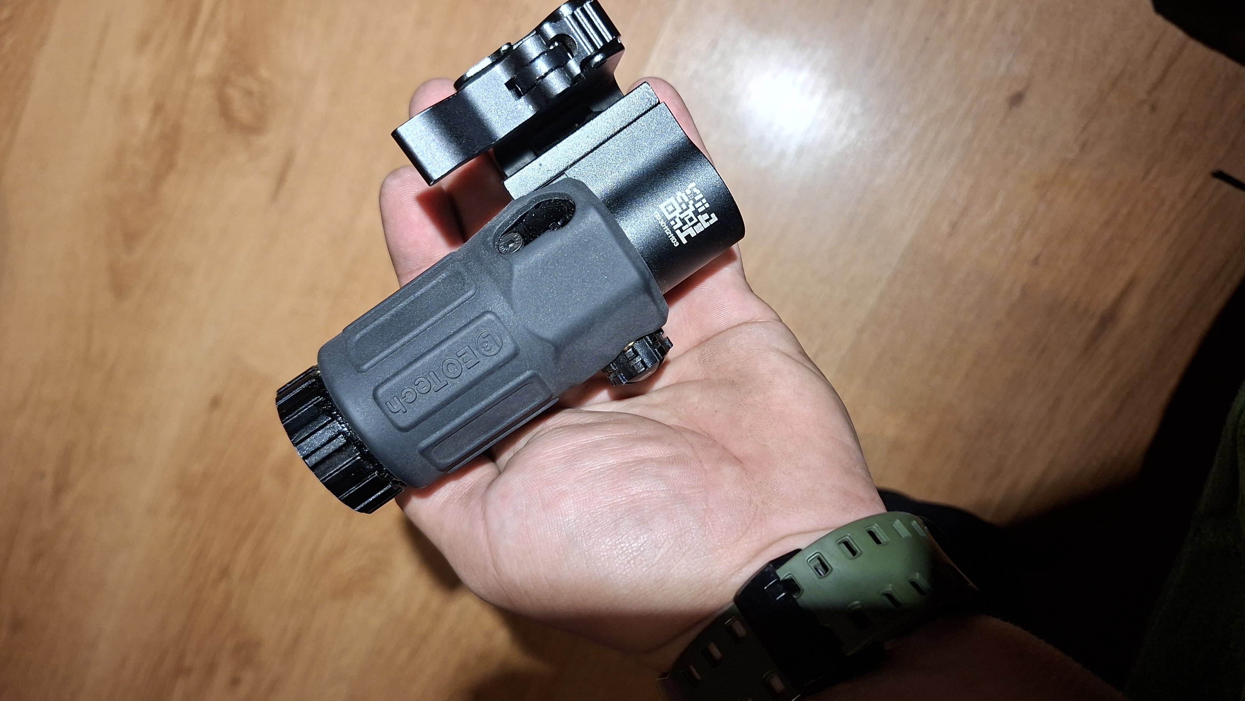kolimator EoTech i Magnifier