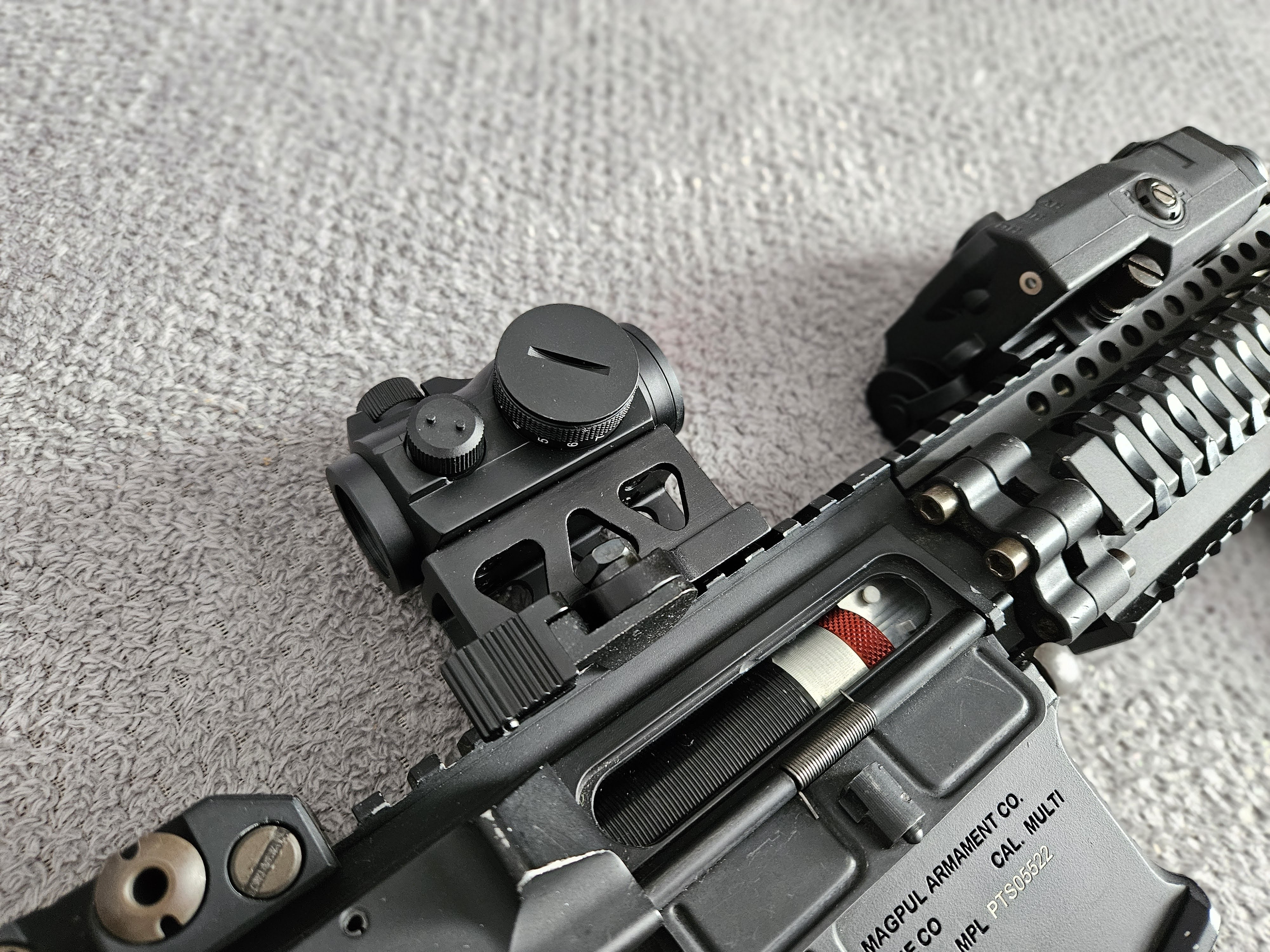 Kolimator AIM-O Aimpoint micro T1 replika, różne montaże wysoki, niski, QD