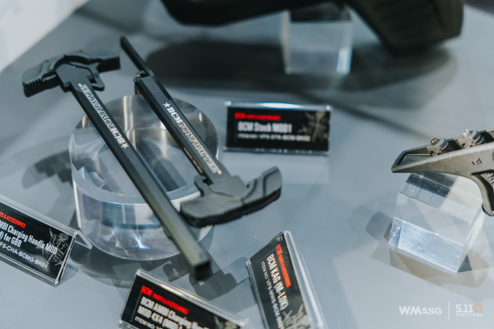 Nowy prototyp repliki Vega Force Company na targach IWA 2023