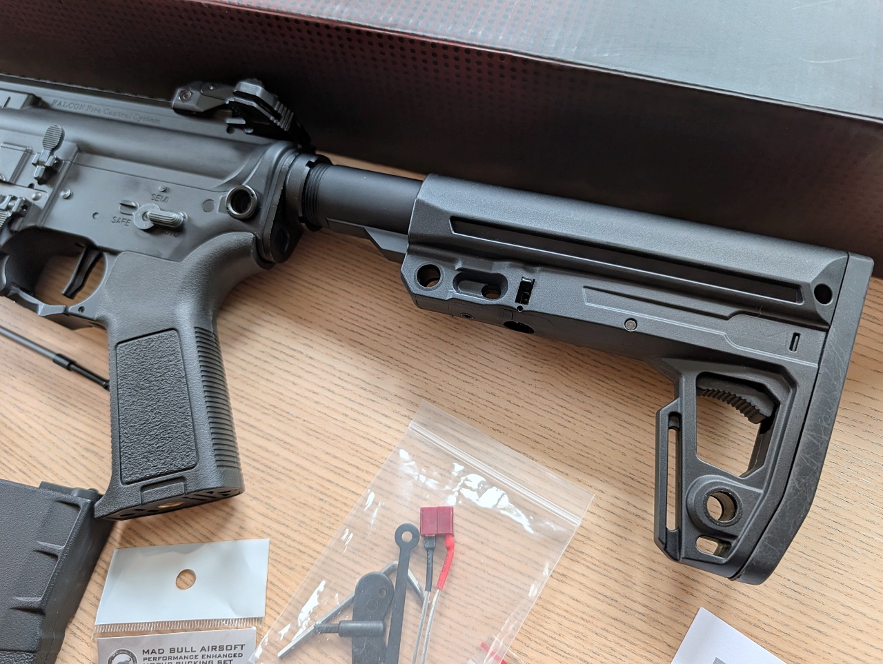 Double Eagle M906B Honey Badger + 6 magazynki + pas + akcesoria jak nowy!
