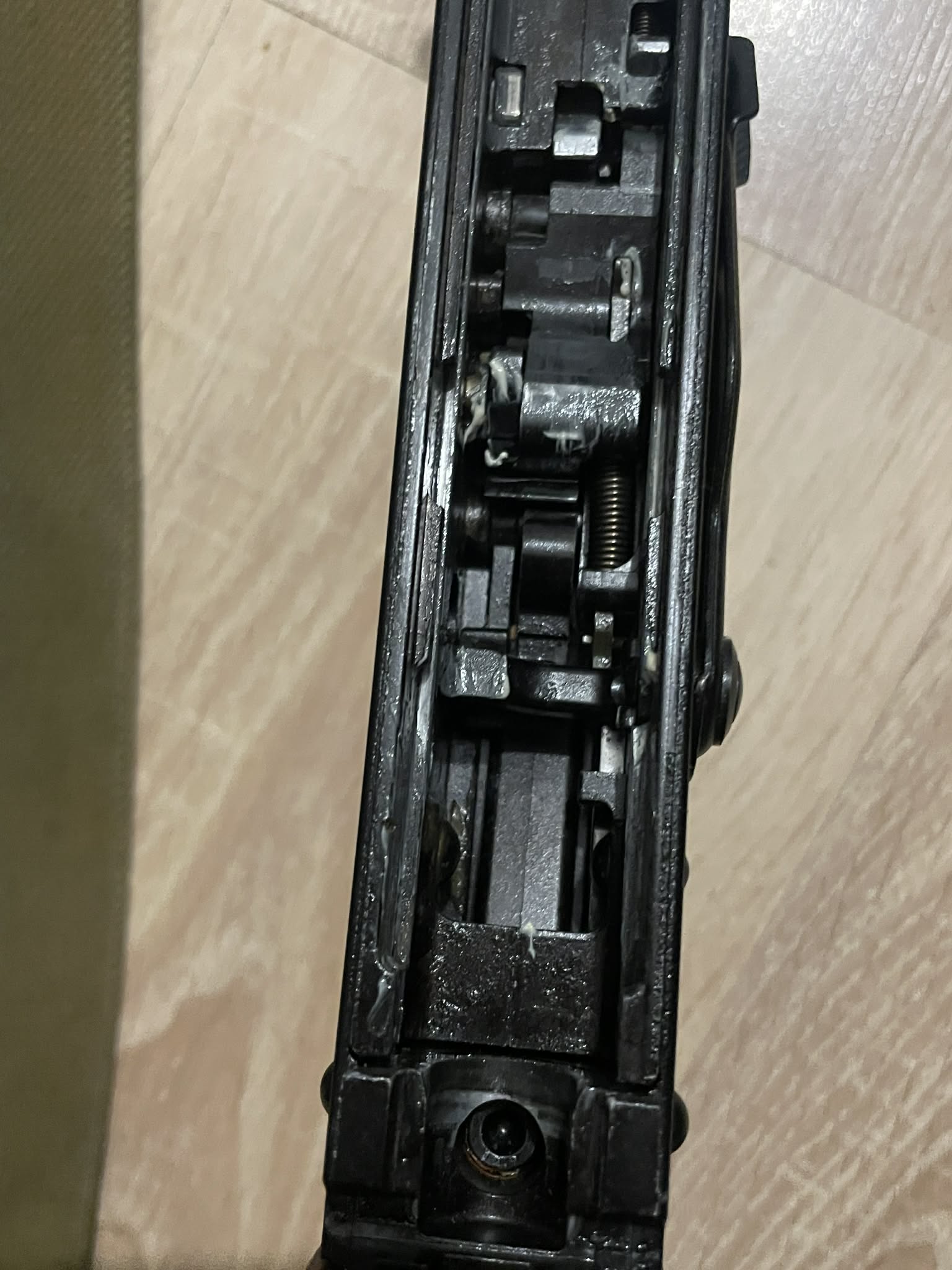 AKM GBB Tokyo Marui i 5 magazynków + pas radziecki