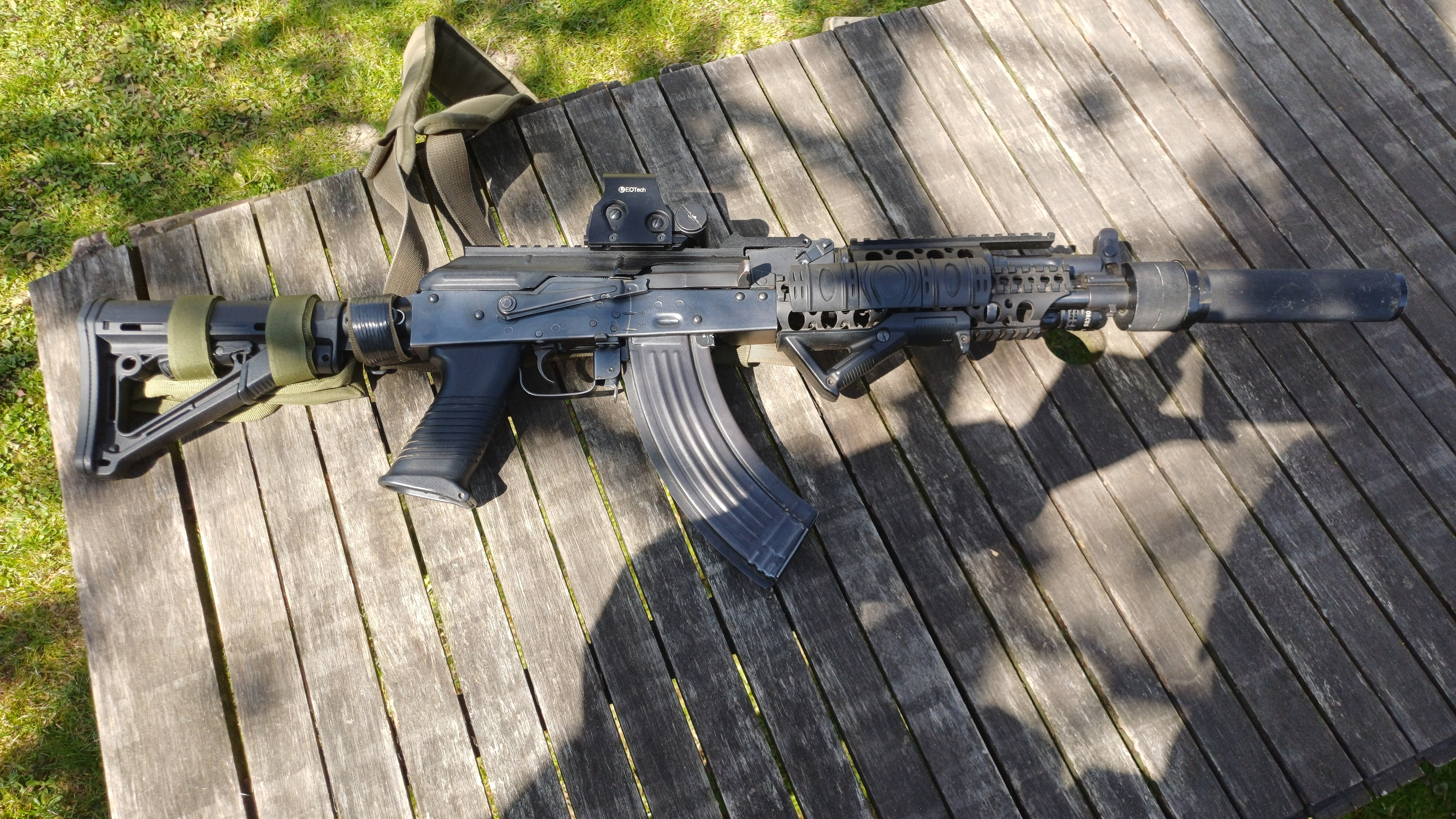 AK-104 E&L 1gen. + dodatki (do negocjacji)