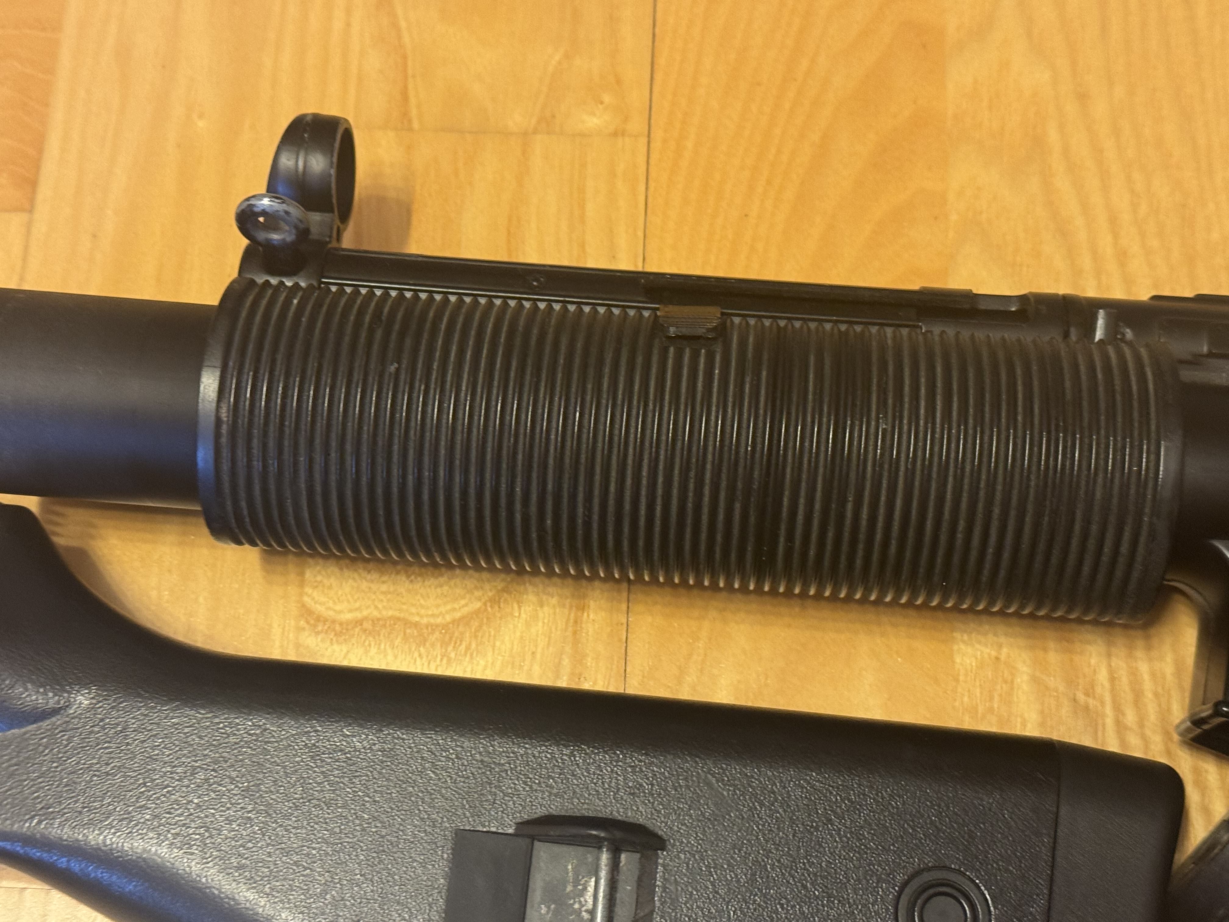 mp5, prawdopodobnie JG, sprawne