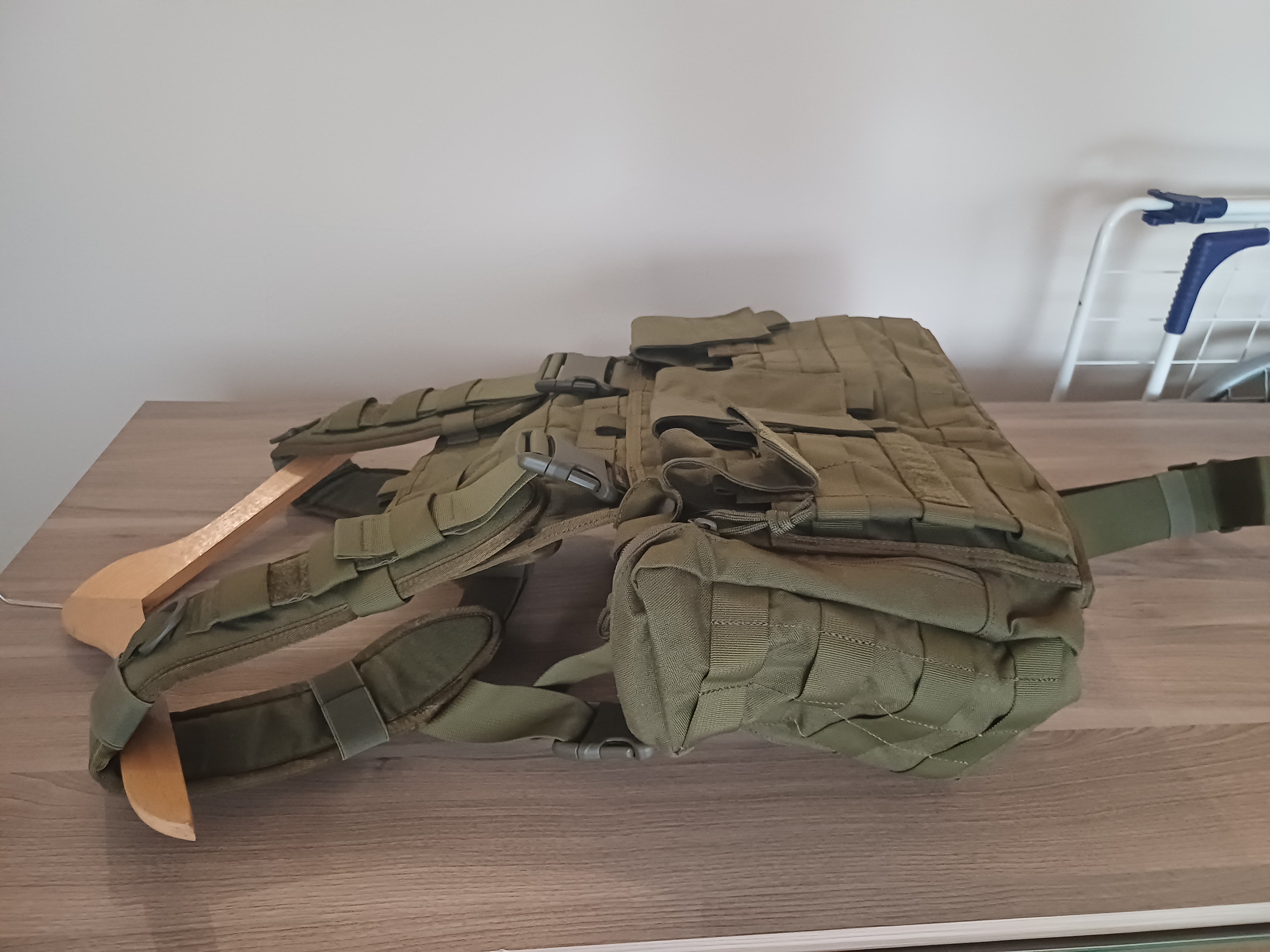 Zestaw ASG – repliki + oporządzenie (Specna Arms / Novritsch / Tasmanian Tiger)