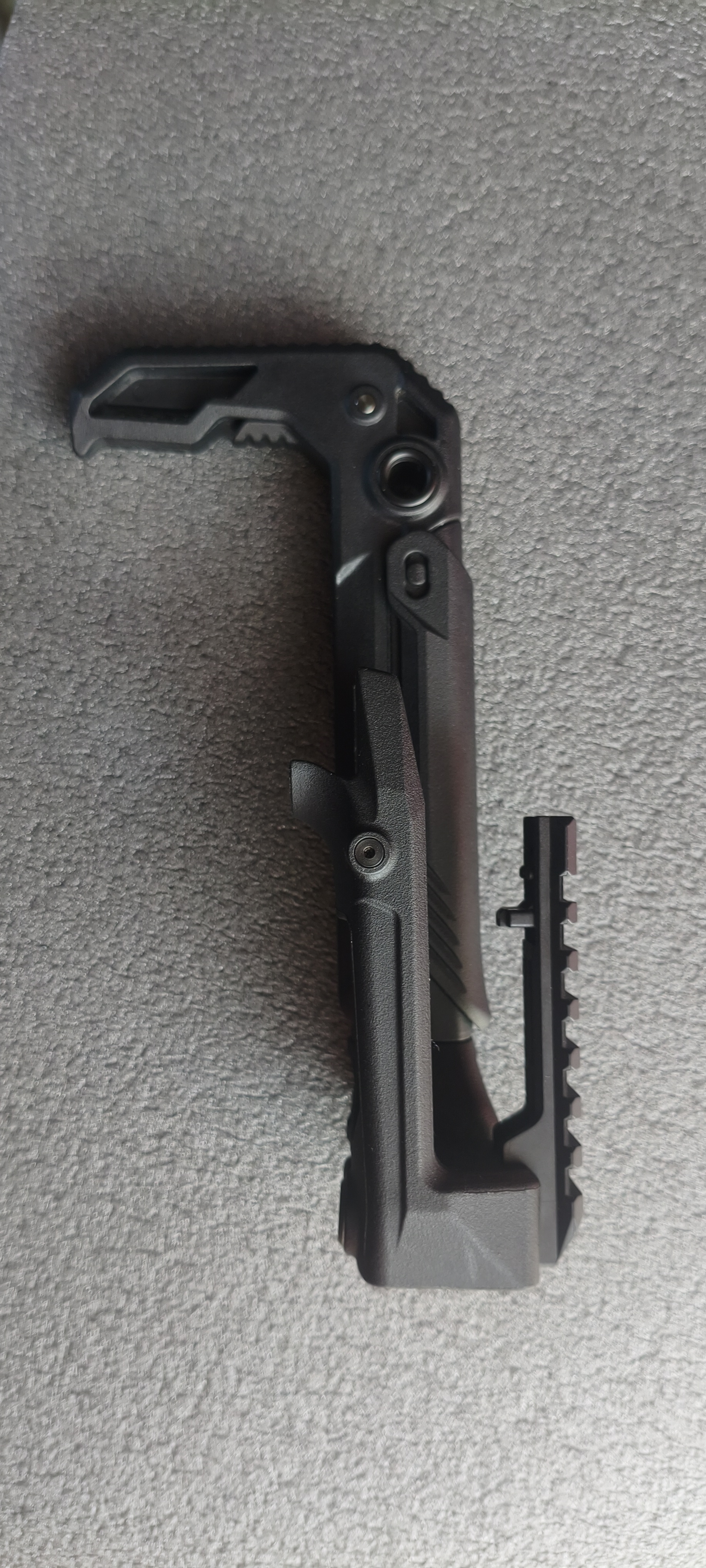 AAP-01 - Składana kolba Action Army