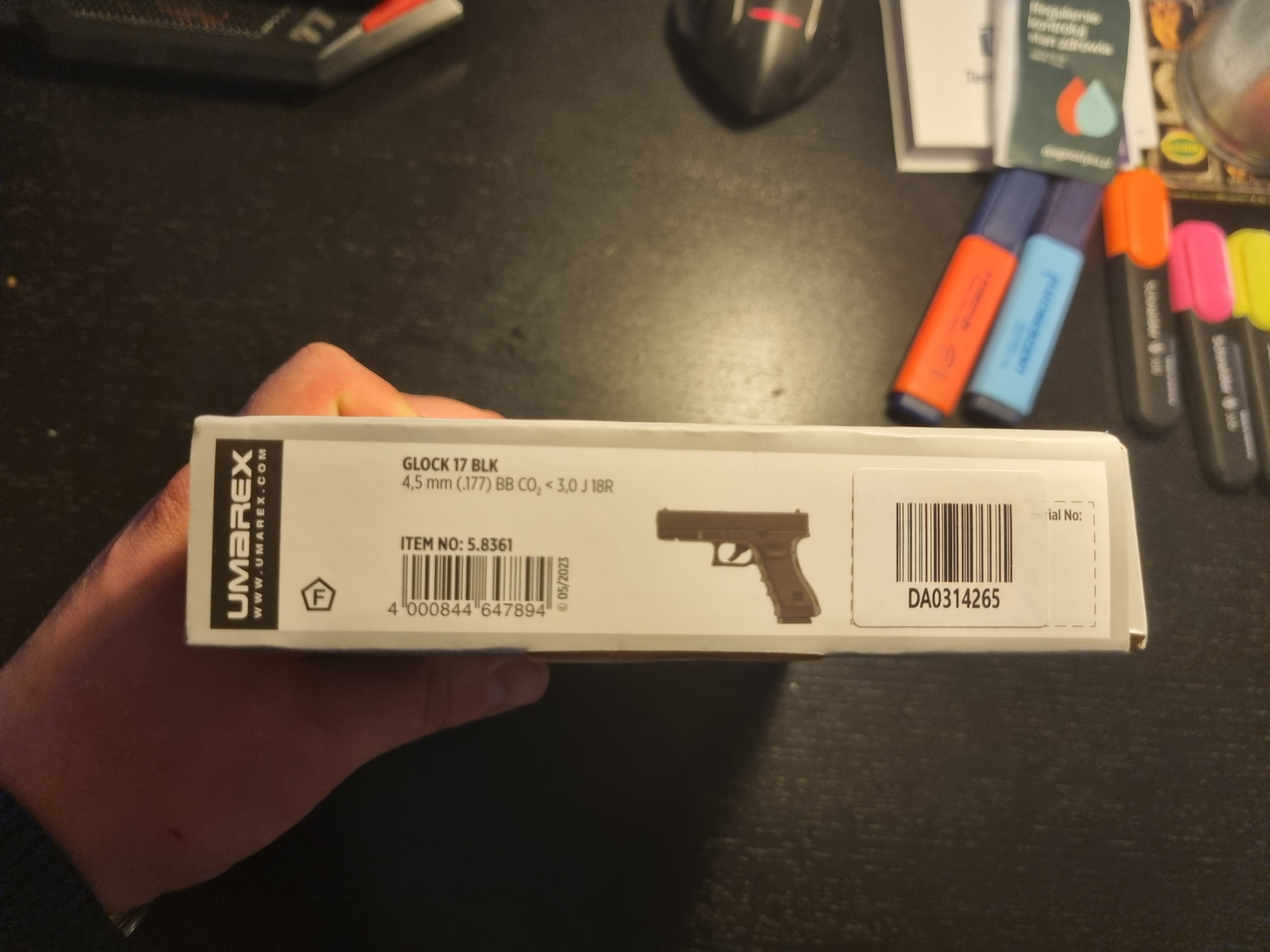 Replika ASG Glock 17 + uniwersalna kabura