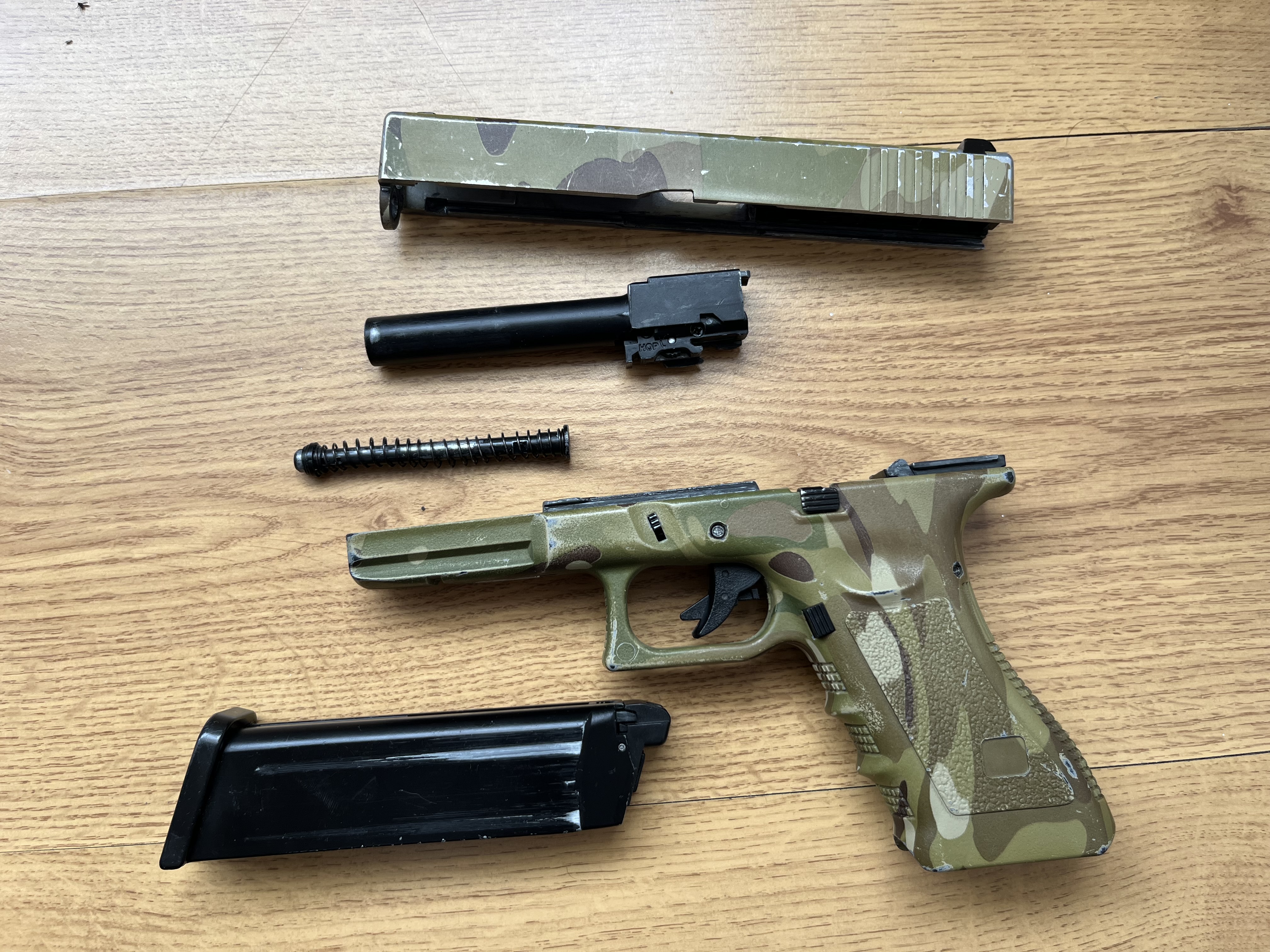 Glock 17 (R17) Army Armament