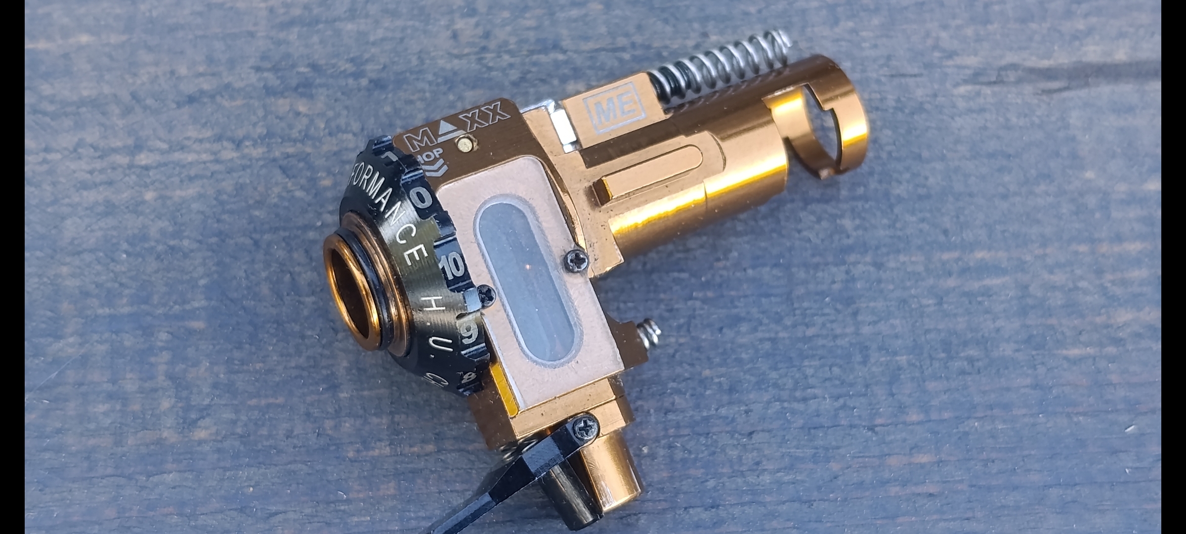 Komora Maxx Model