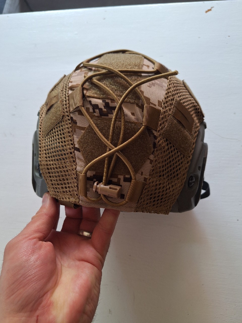 Kask Taktyczny EmersonGear FAST | Rozmiar L | Pokrowiec AOR1