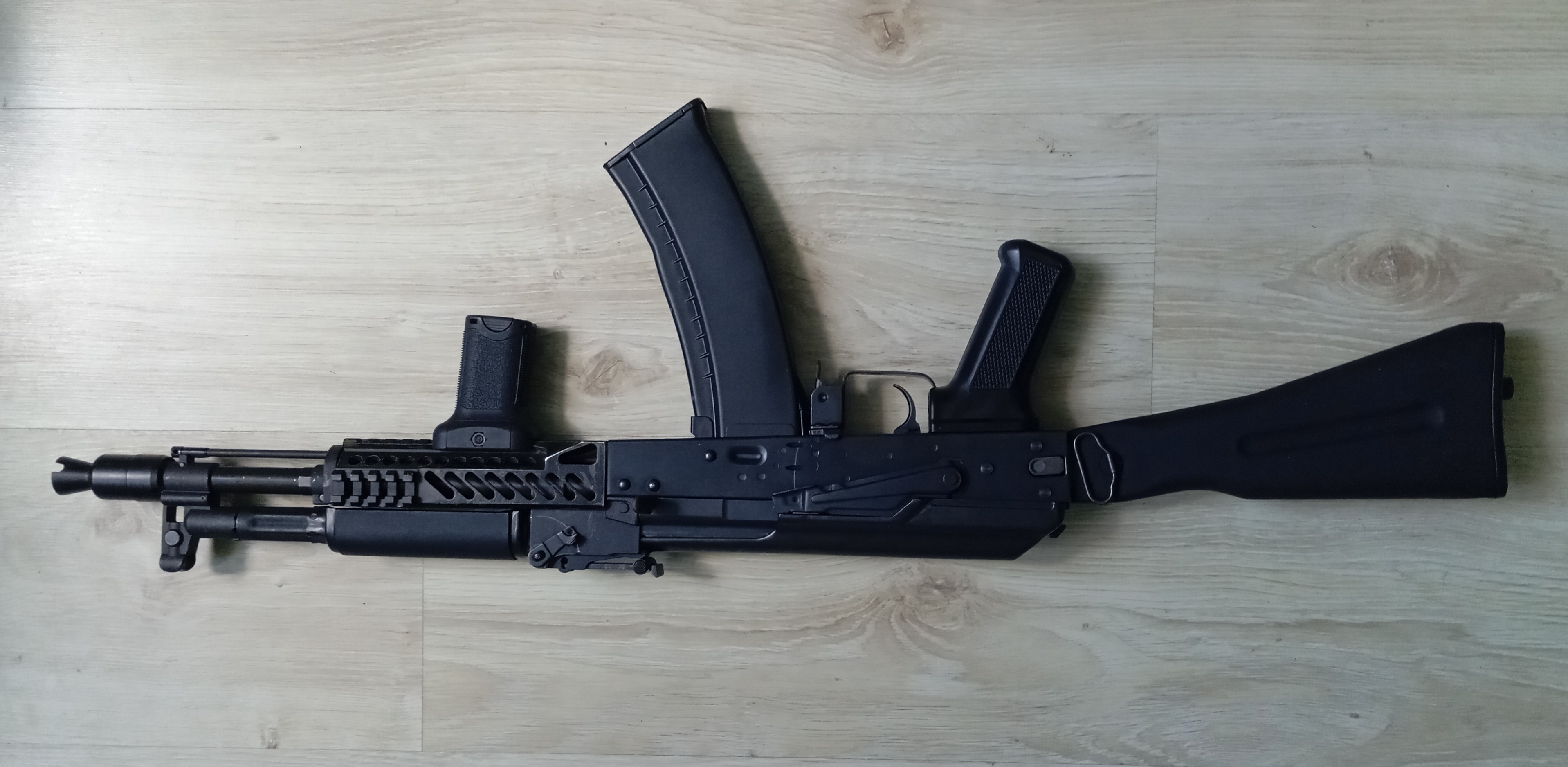 E&L AK 105