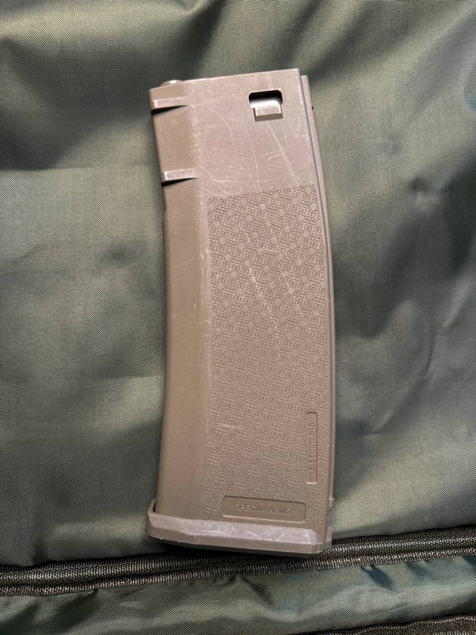 Replika ASG Specna Arms Daniel Defense® M4A1 SA-E26 EDGE™ HAL ETU™