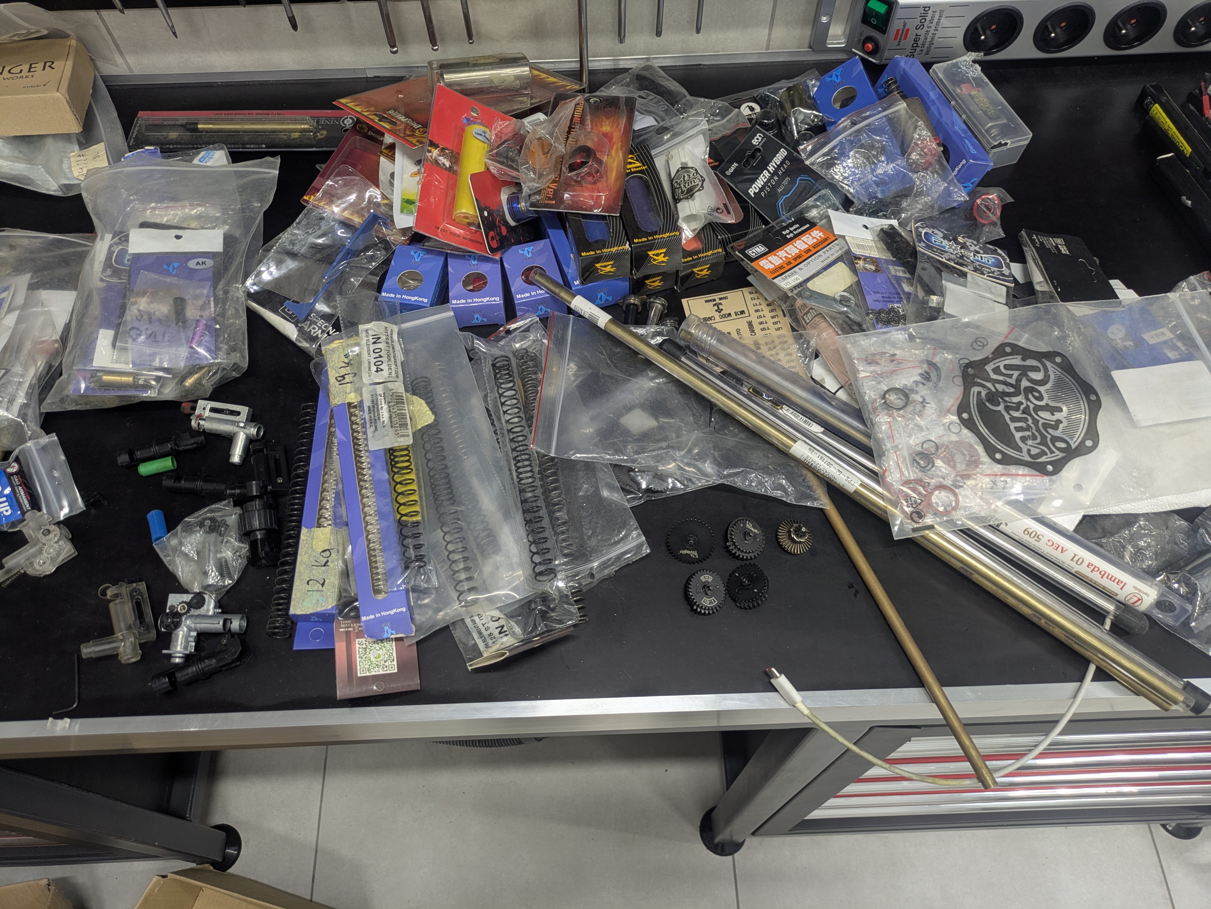 Dużo CZĘŚĆI po serwisie