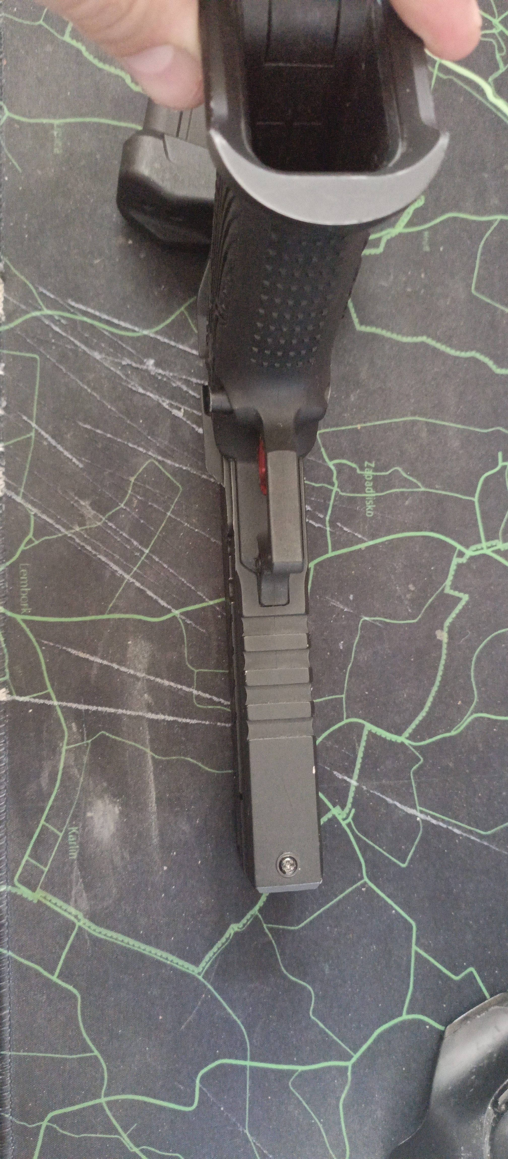 ICS Hi-capa carnotaurus + 2 magazynki CO2+ naboje CO2