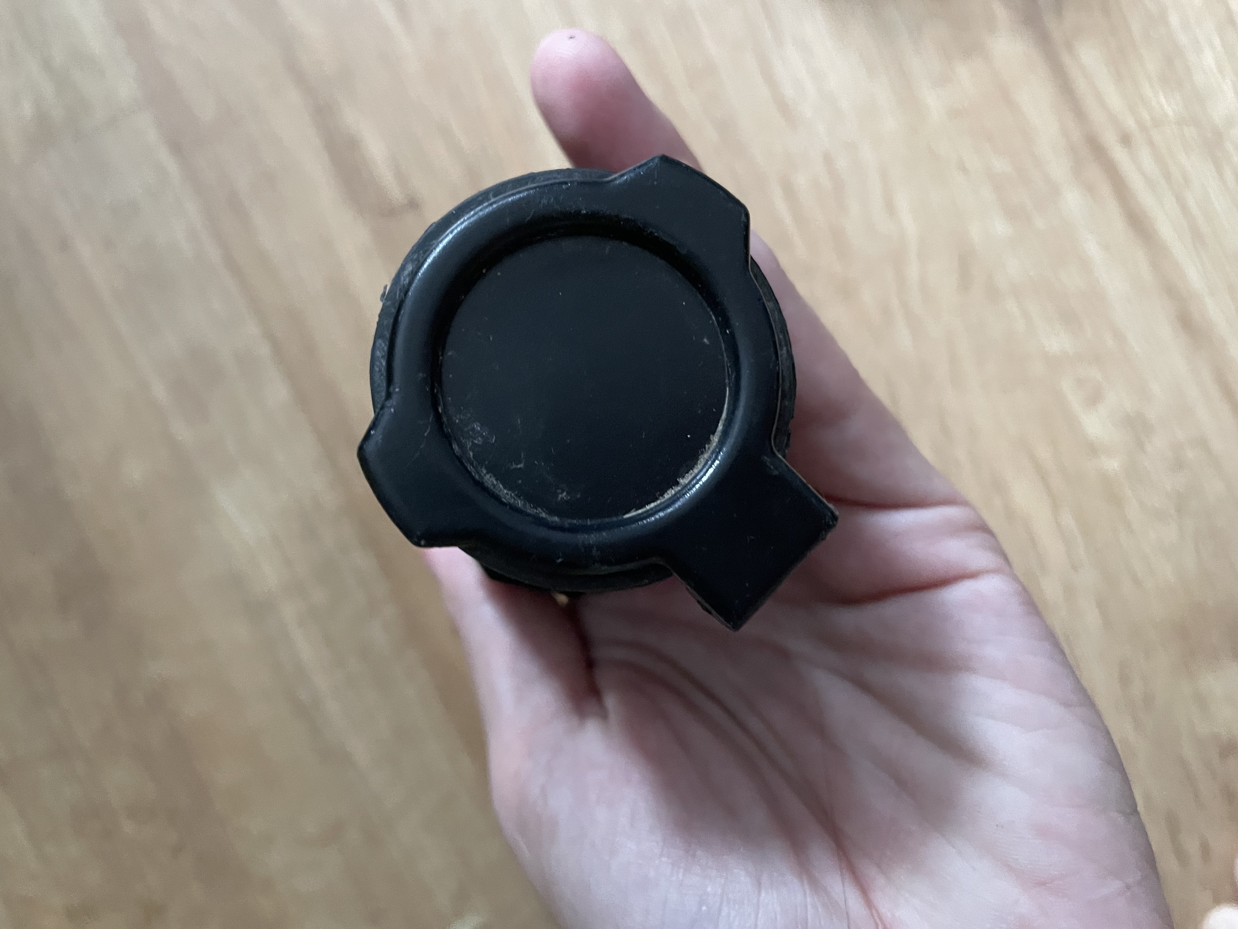 Magnifier 3x Theta Optics - Powiększalnik z montażem i osłonami flip-up