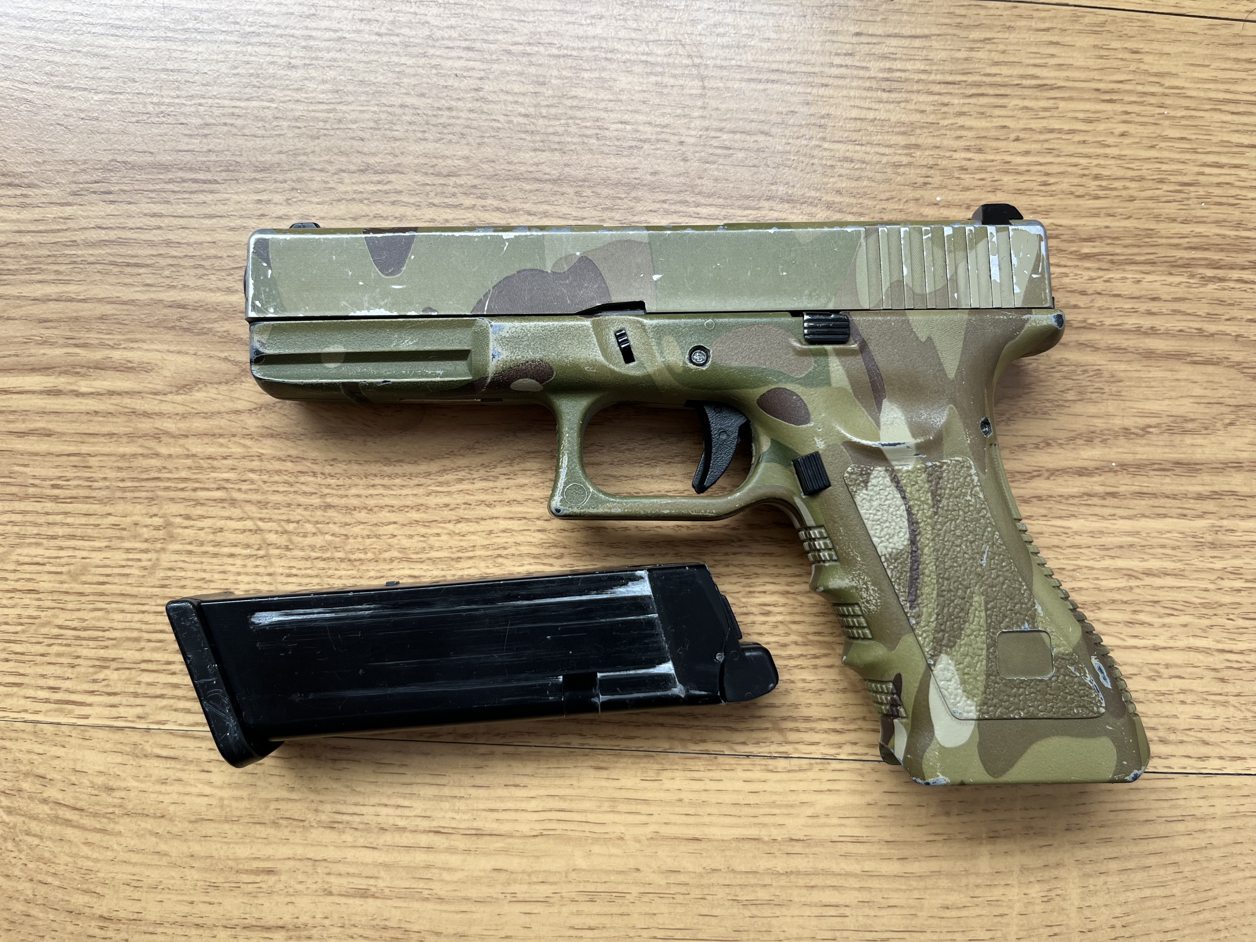 Glock 17 (R17) Army Armament