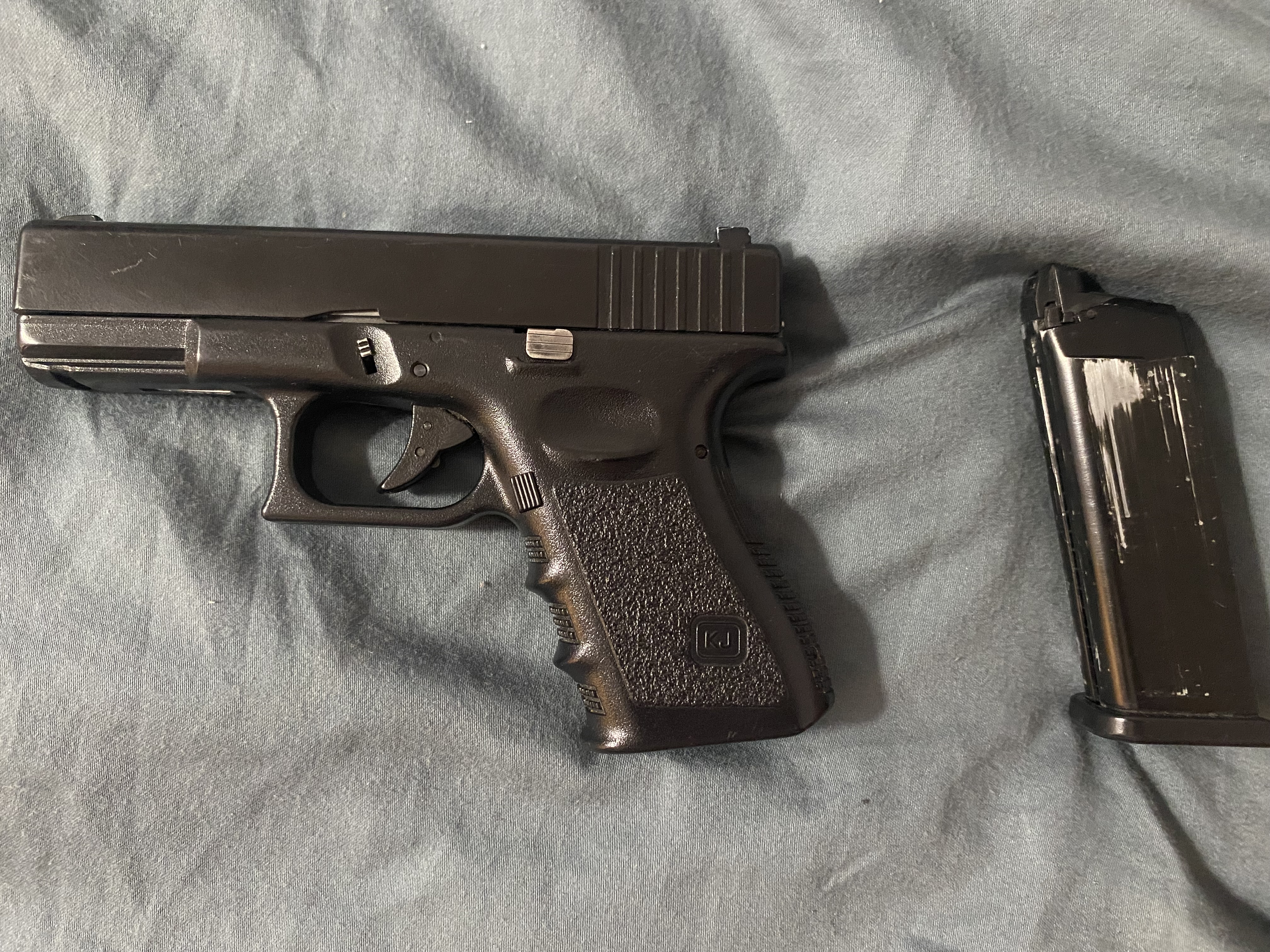 KJW G23