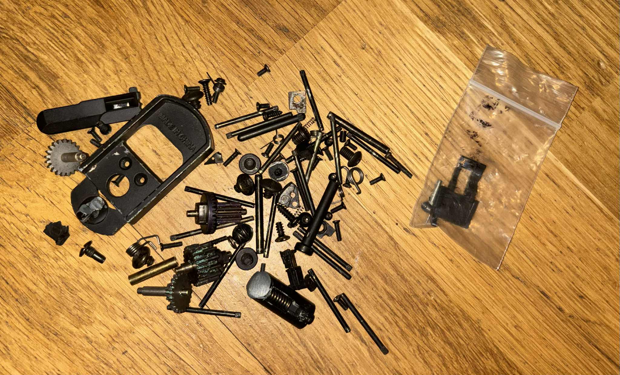 Cm.121+Cm.126+ dużo części do cymoklamek (Cena do uzgodnienia)