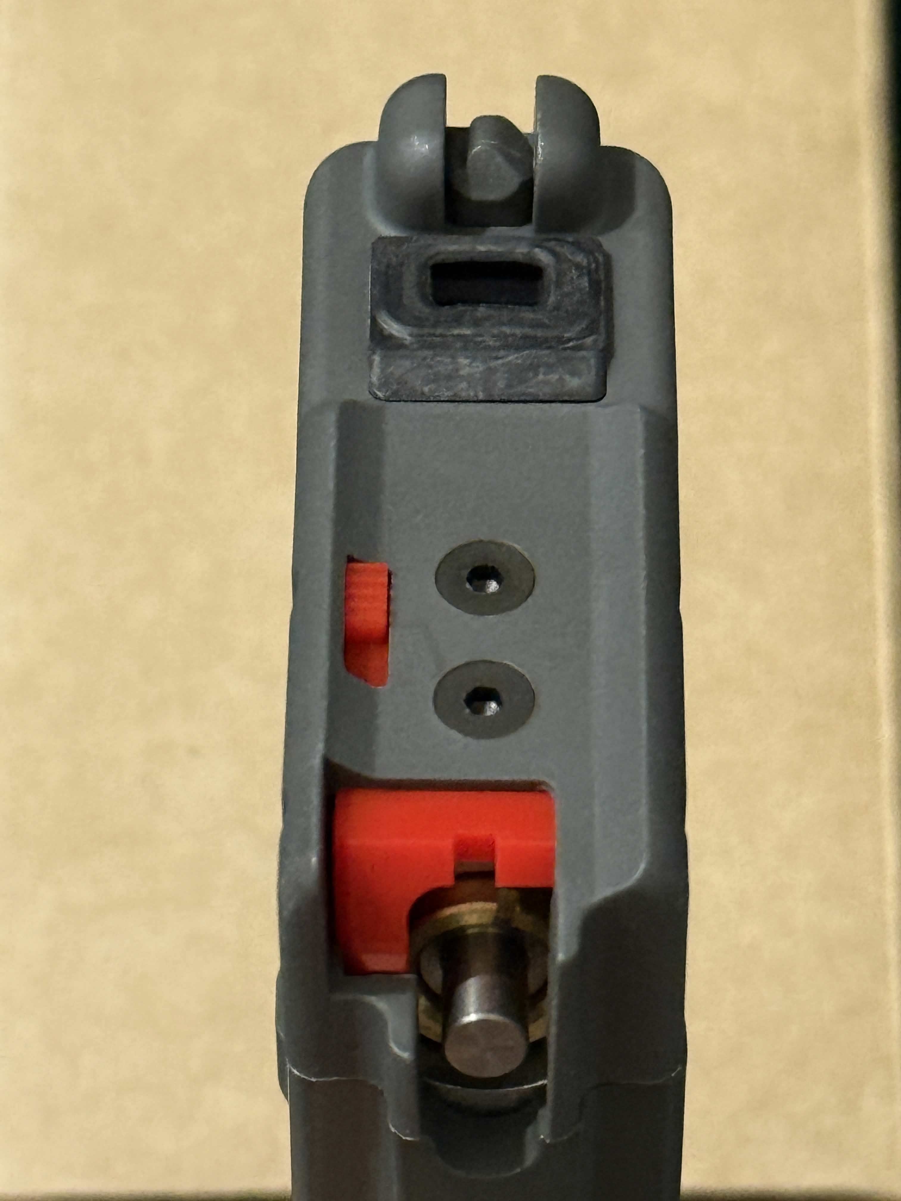 VFC magazynek gazowy M4 V4 szary nowy
