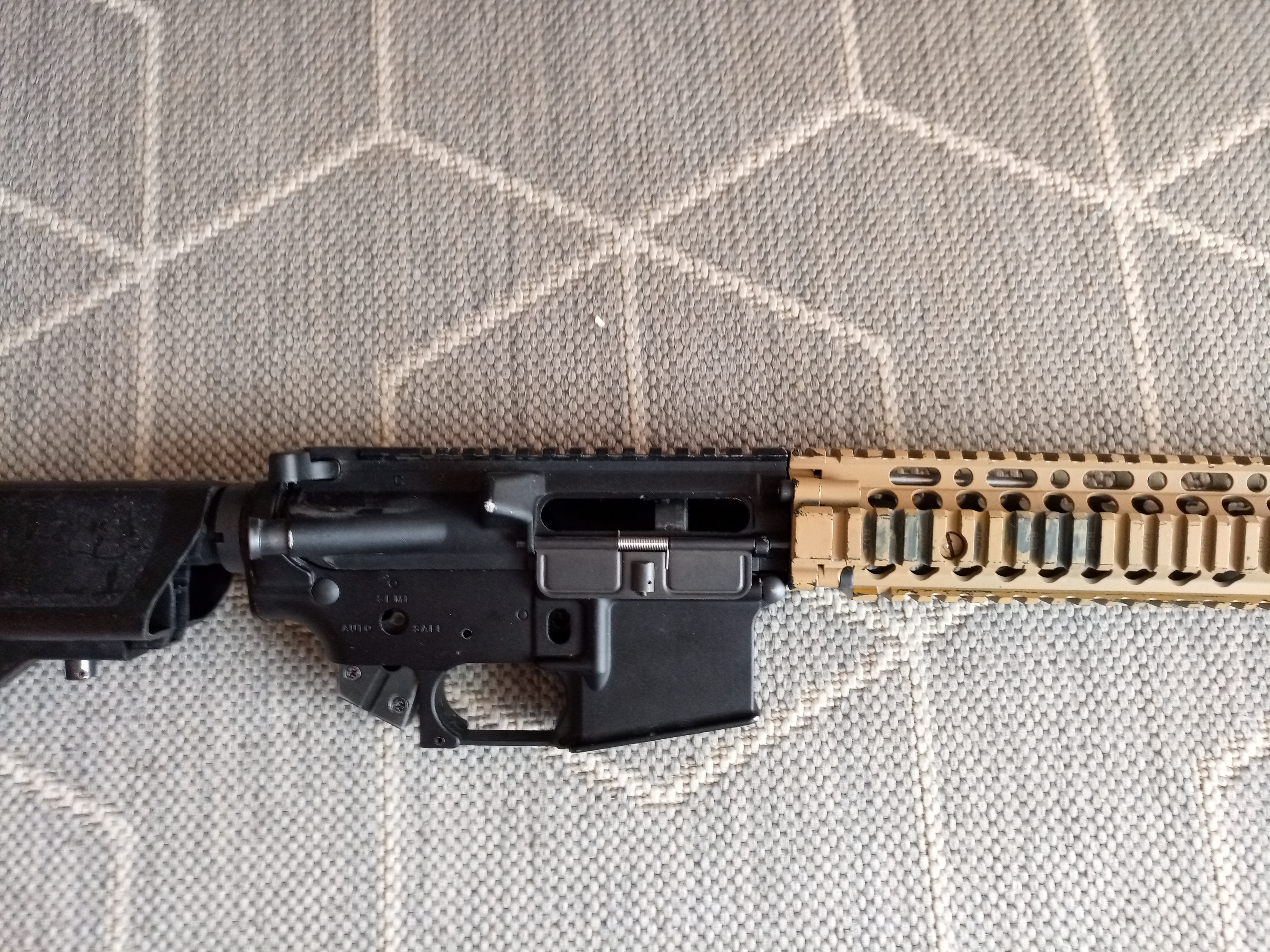 3 repliki m4 E&L