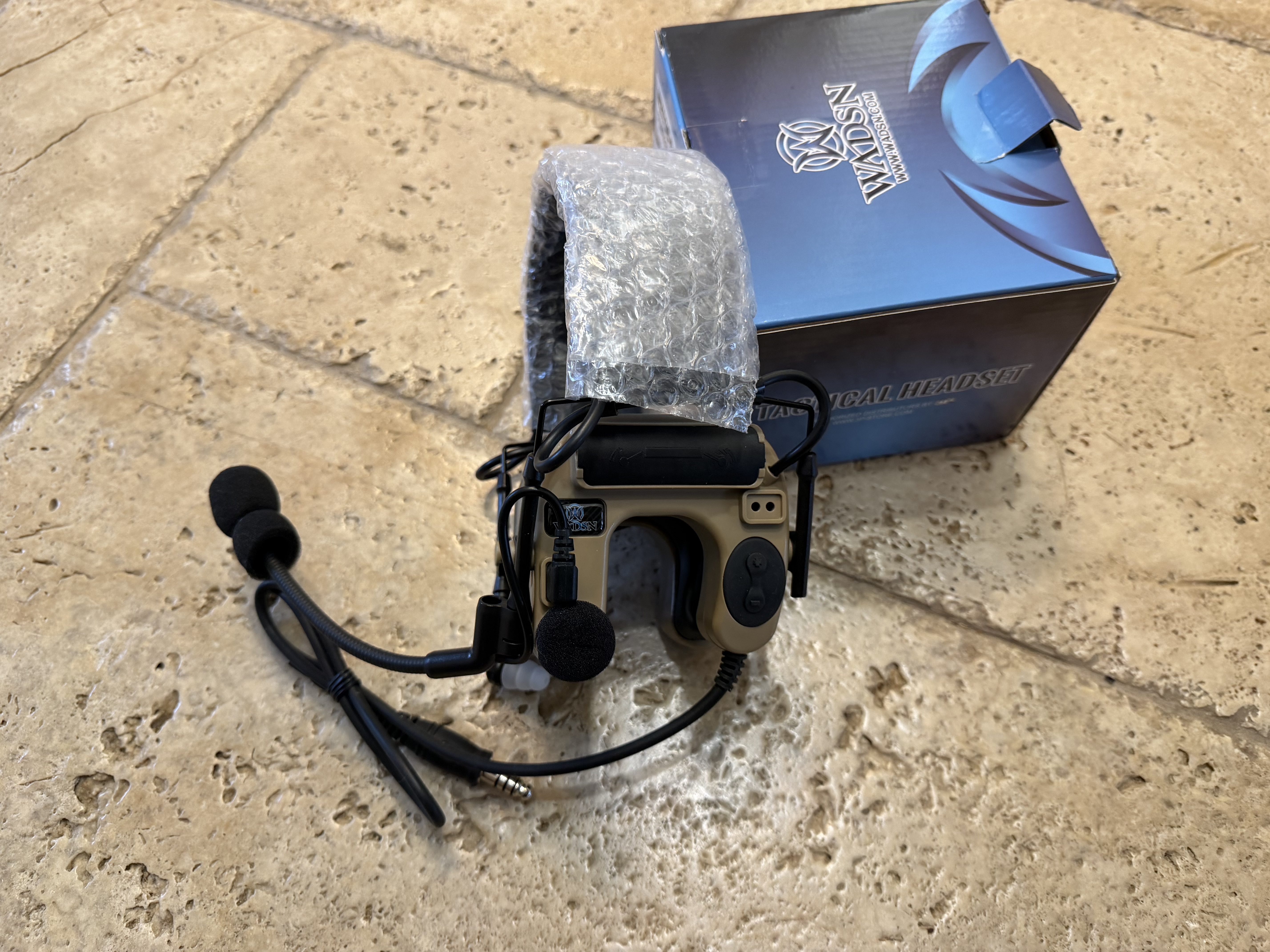 Słuchawki aktywne kopia Peltor ComTac IV