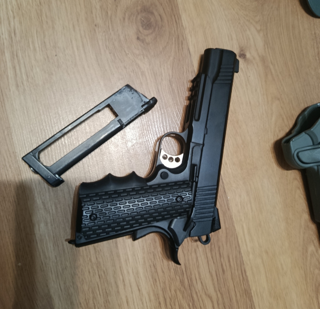 Cały zestaw replika de m904R i army r28 co2