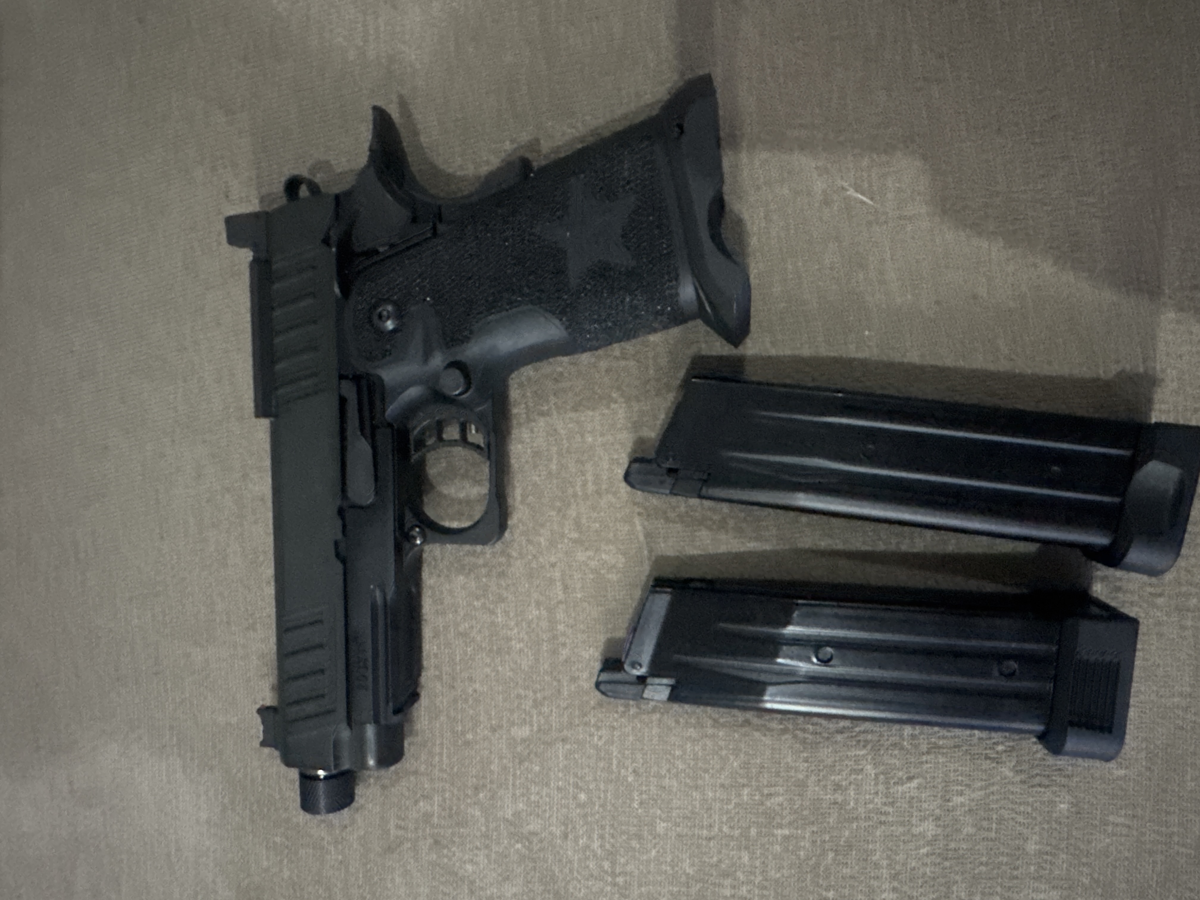 Staccato c2 z 2 magazynkami