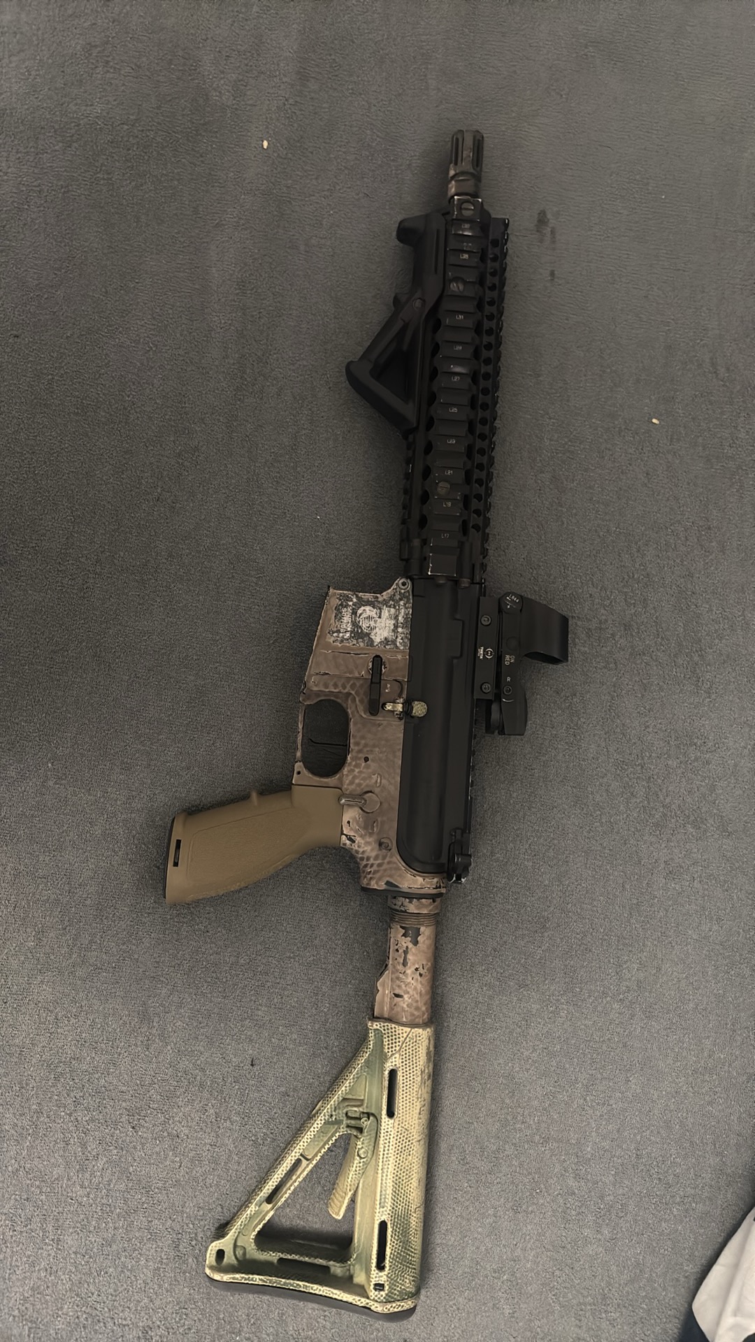 replika Daniel defense