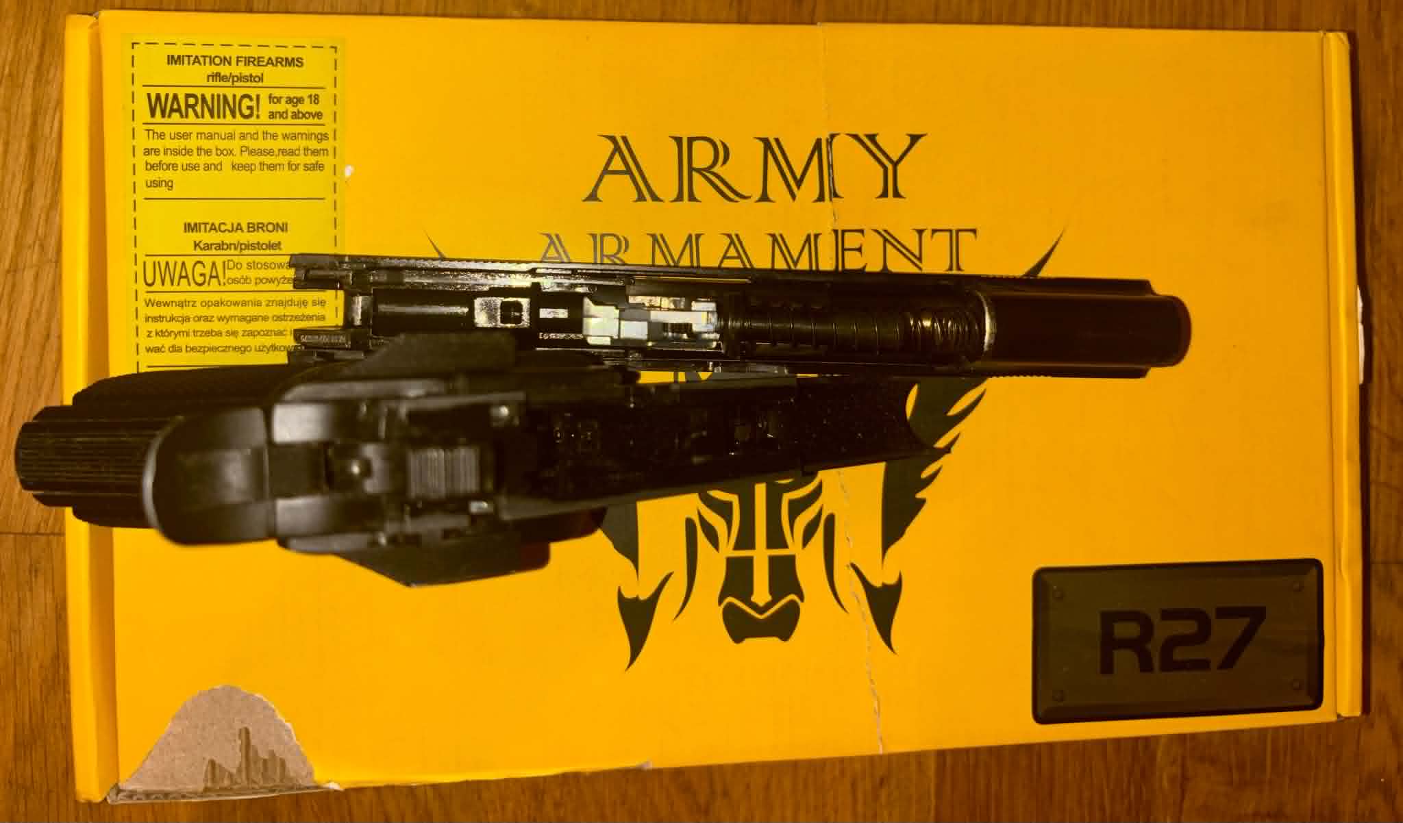 R27 od Army Arment+kabura+część zapasowa do R28 (Czekam na propozycje cenowe)