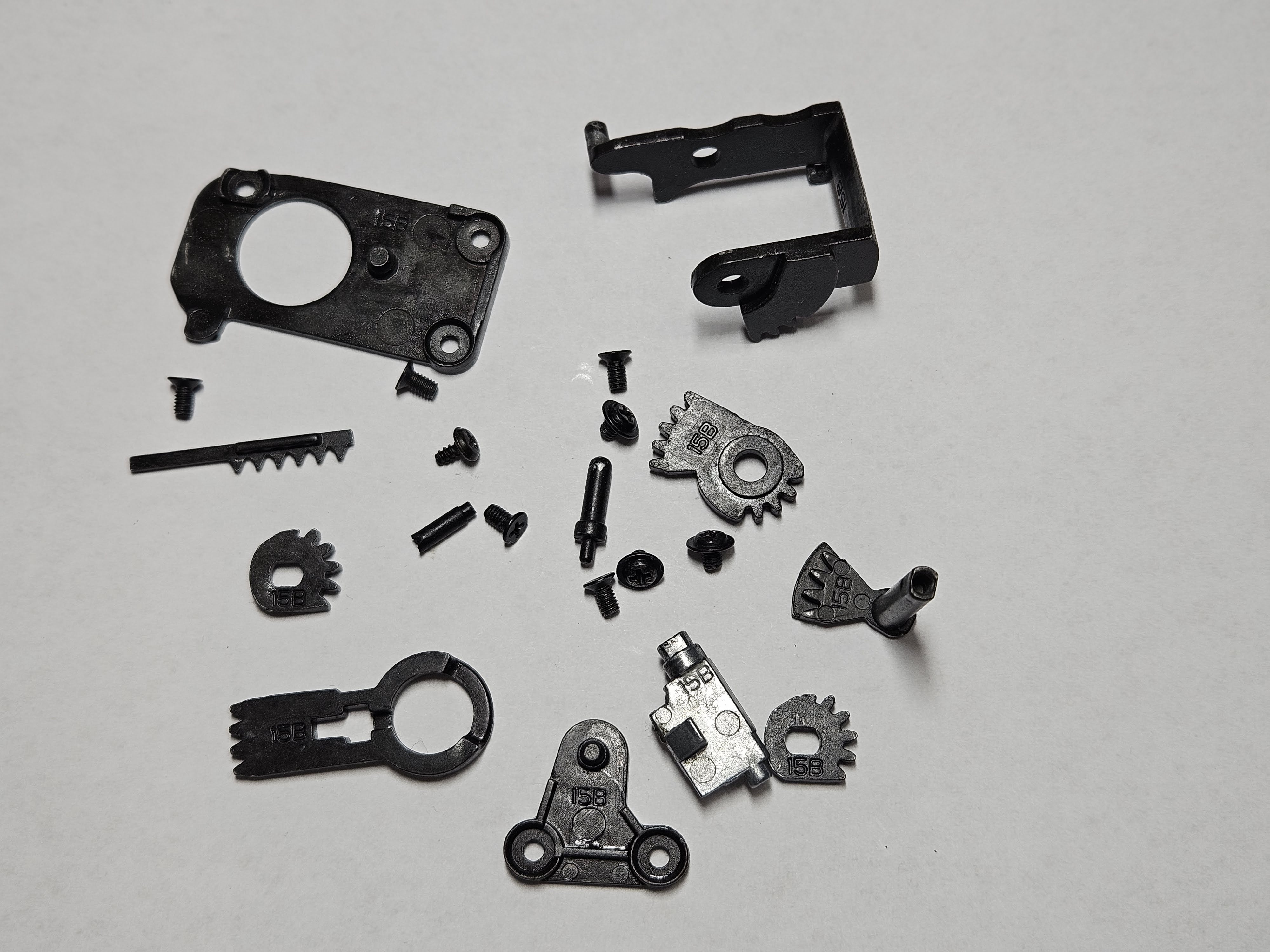 Części SWD SWU CYMA CM057 gearbox, komora, koszyk silnika, zębatki