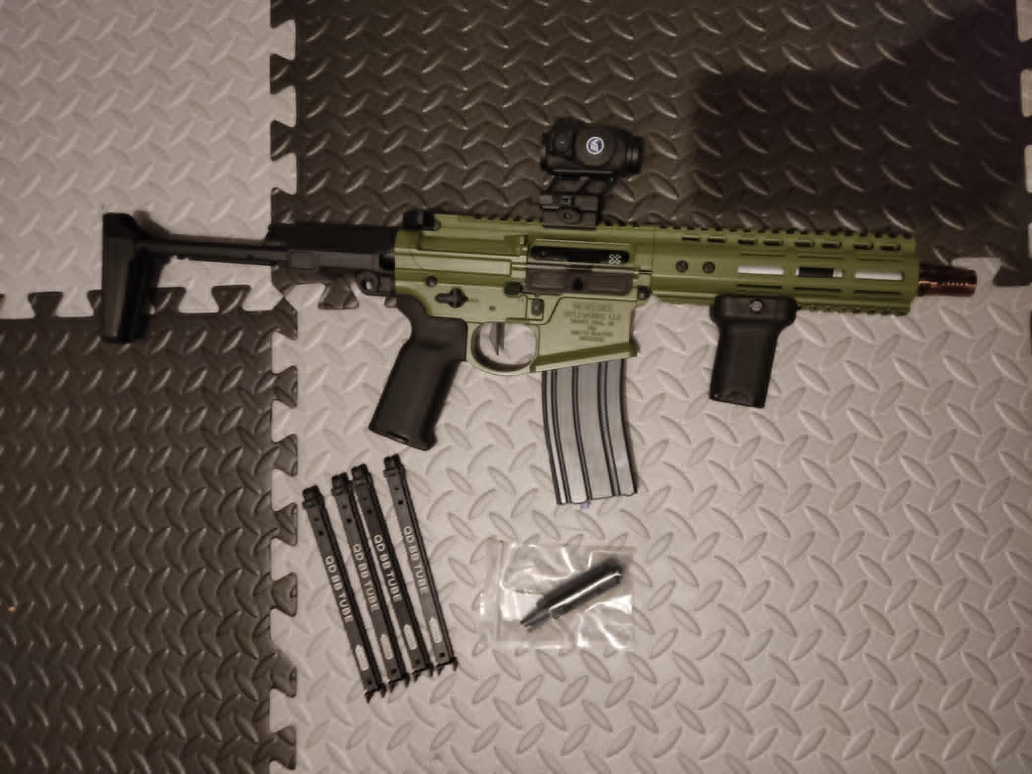 Ghetto Blaster 7,94" BAZOOKA GREEN MWS