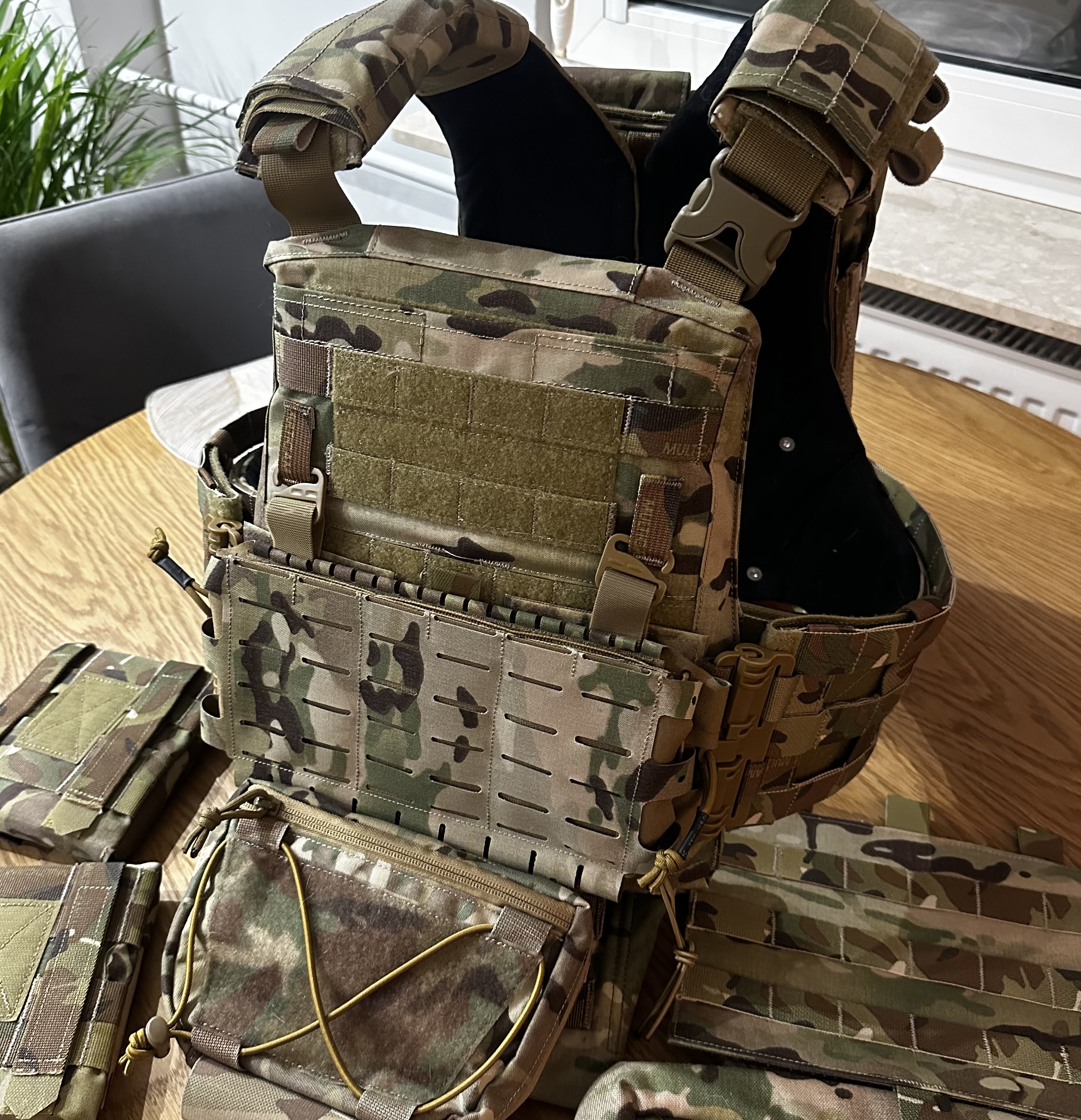 Crye precision avs mbav shekkin harness L devgru CAG Jpc spc