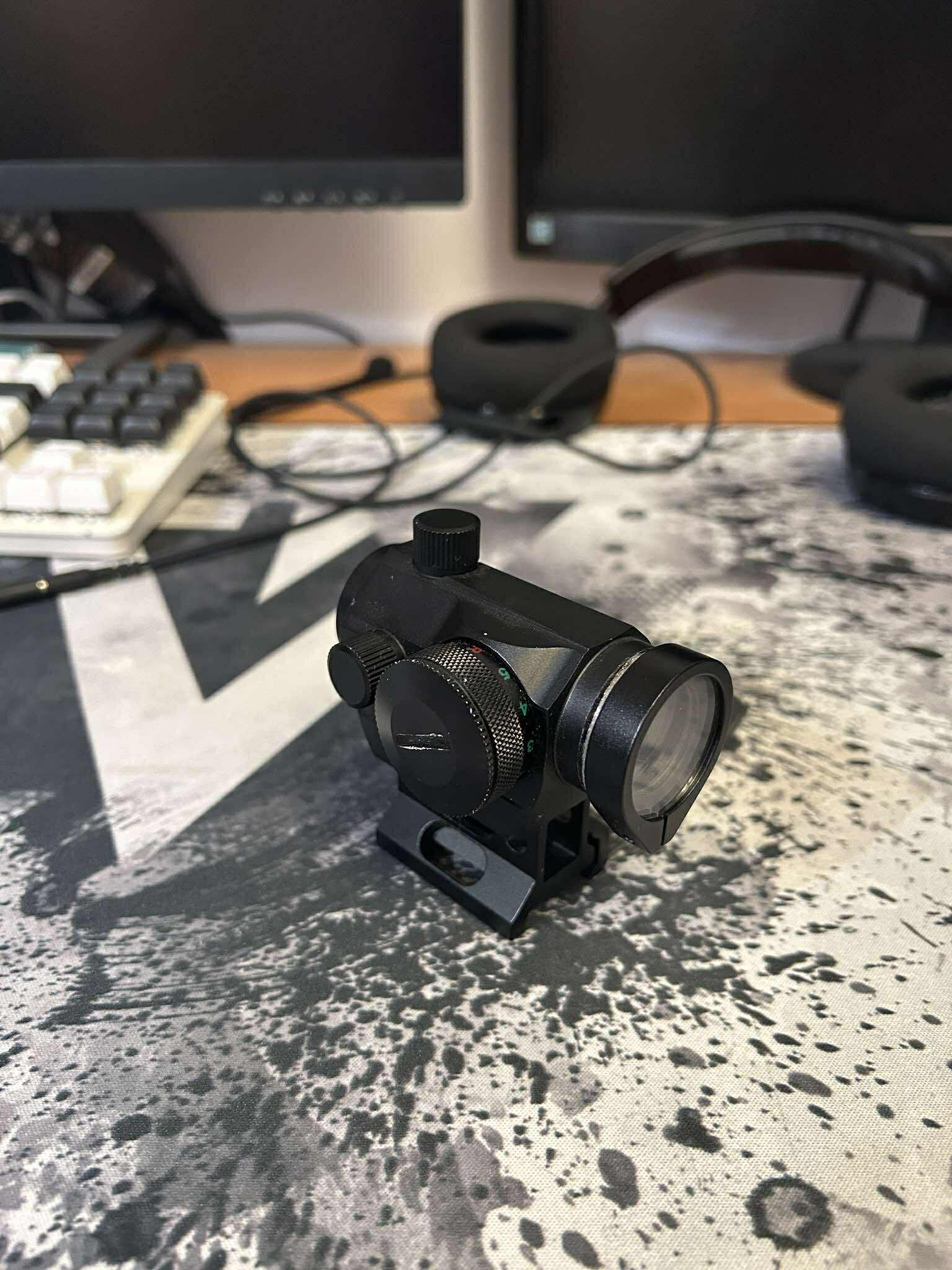 Kolimator ThetaOptics+osłonka