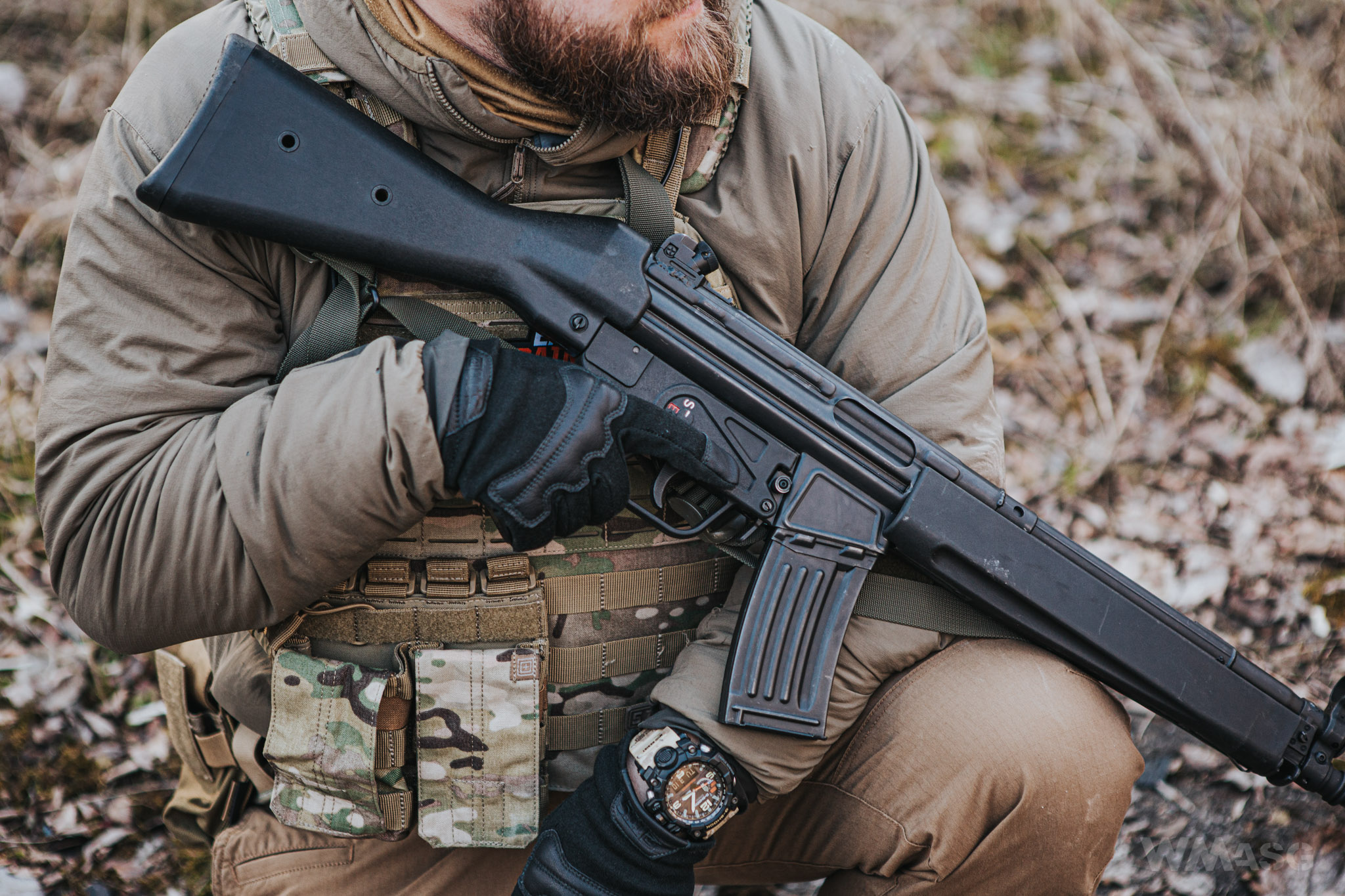 LCT LK-33A2 (HK G33) w polu