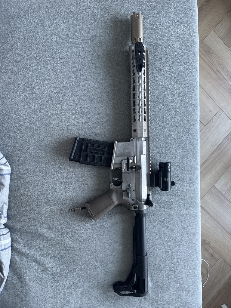 CQB M4 F2 Custom Butla