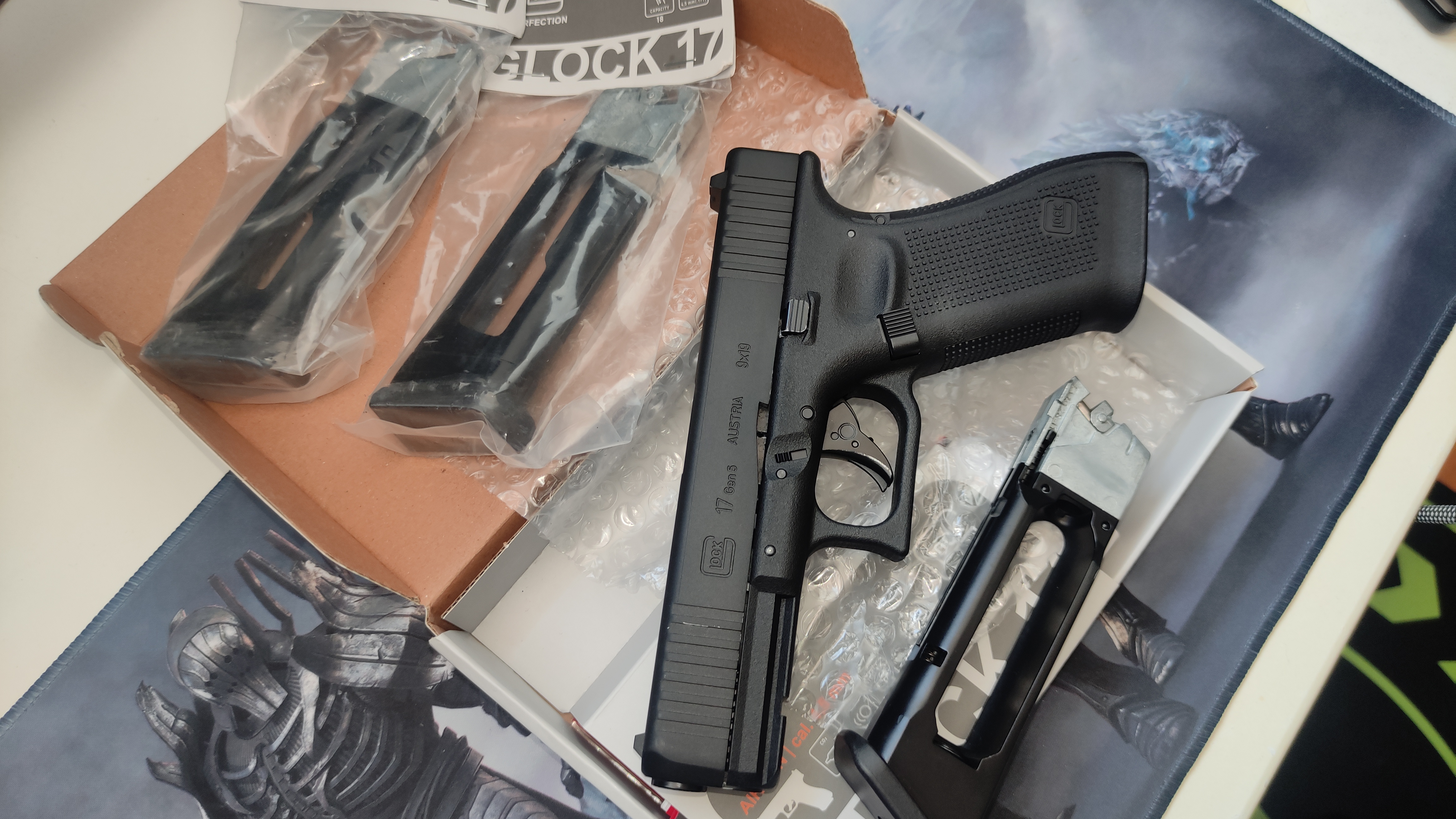 Wiatrówka Glock 17 Gen 5 Umarex + 2 Magazynki!