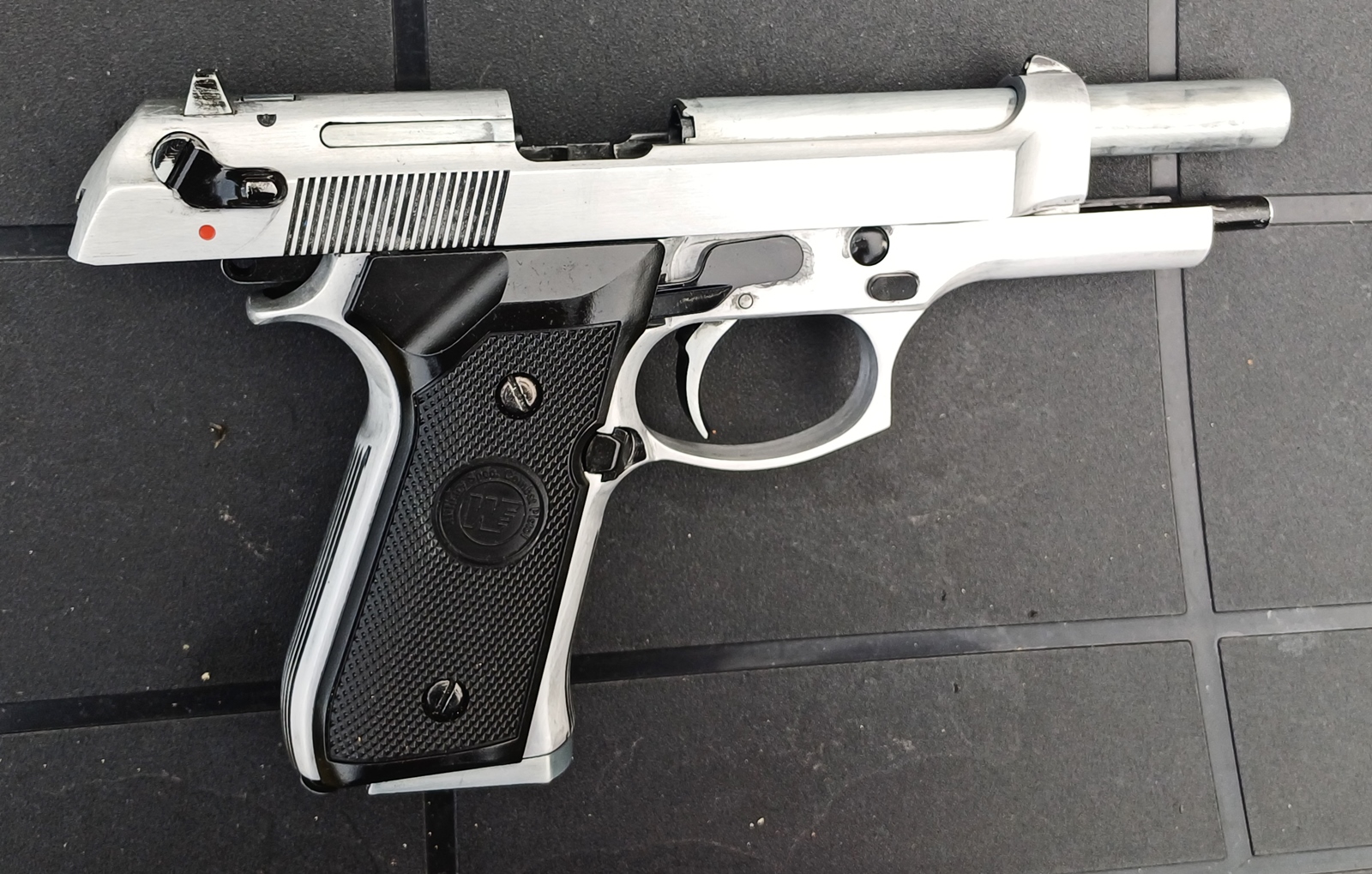 WE Beretta M9 gbb