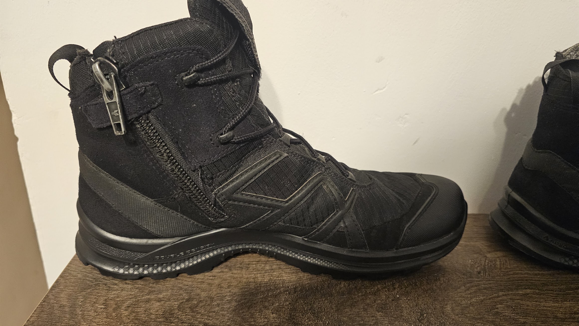 Buty taktyczne HAIX Black Eagle Athletic 2.0 Mid r44