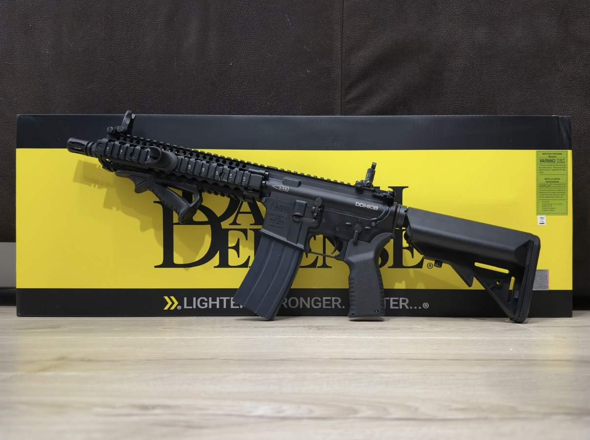 Replika Daniel Defense DDMK18 Black EMG GBBR + dodatki