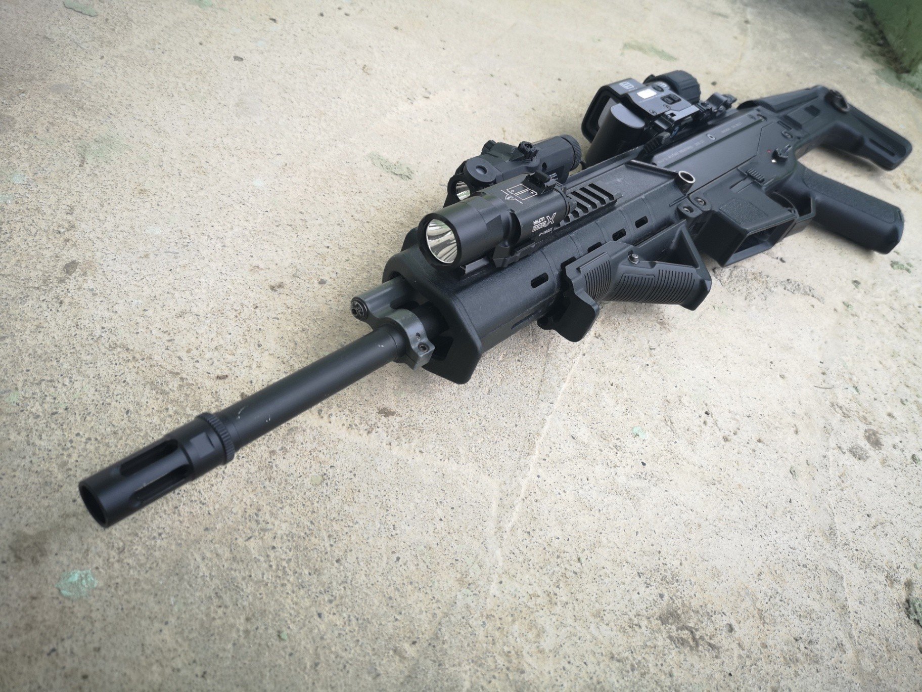 AN-PEQ 15 czerwony laser, latarka, IR od WADSN